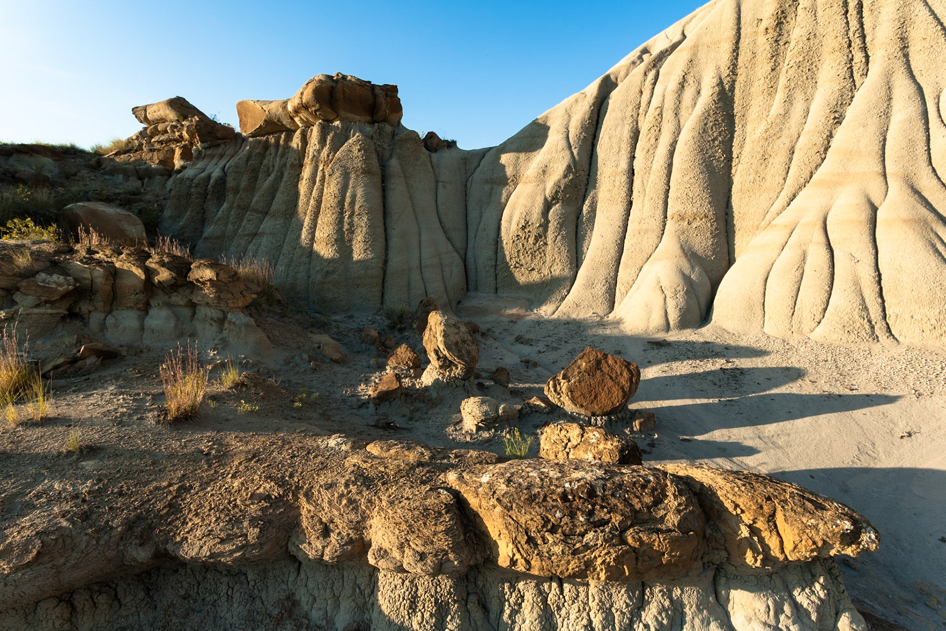 Hoodoos at Makoshika State Park at sunset, Montana, North America, USA