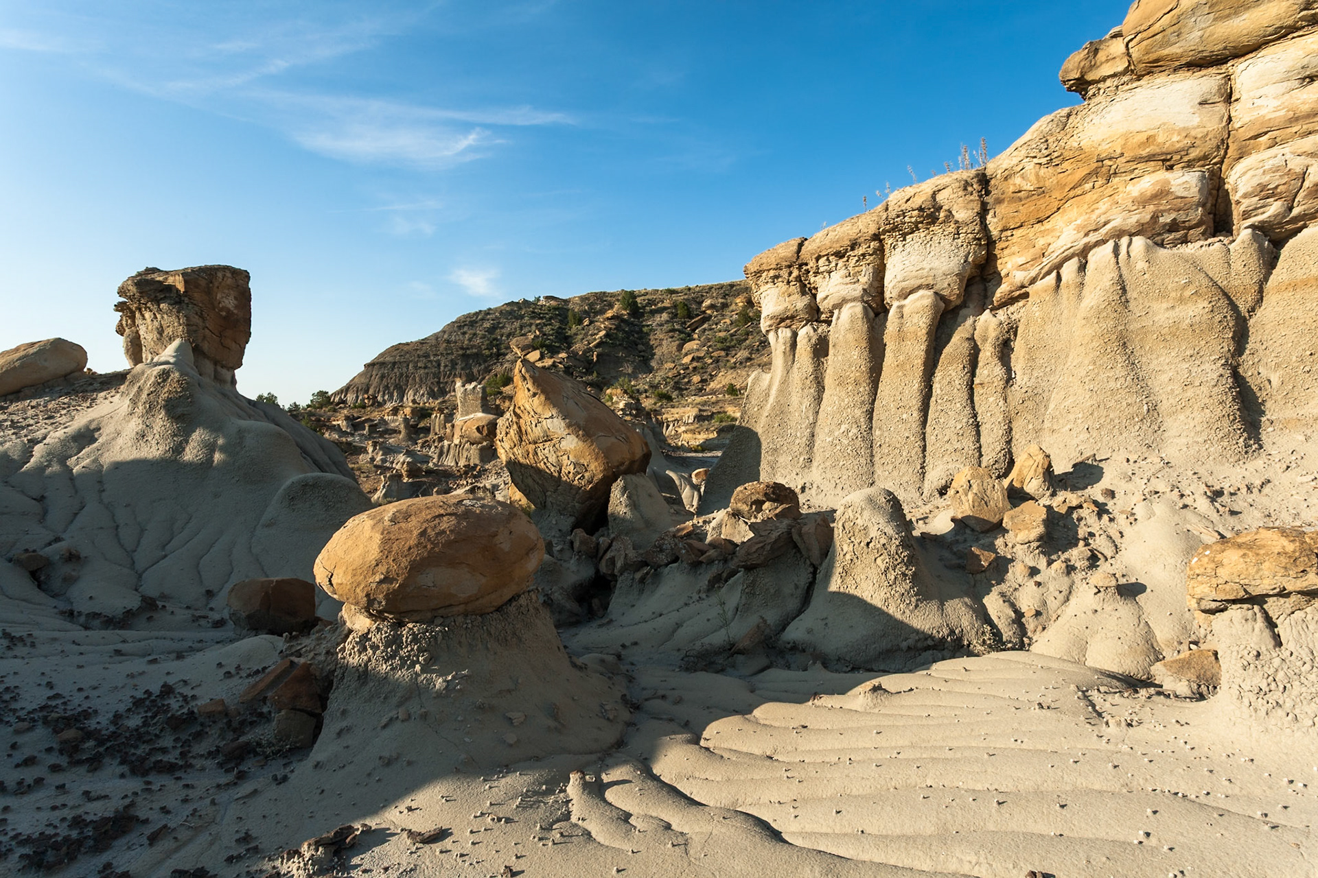 Erosion at Makoshika State Park at sunset, Montana, North America, USA