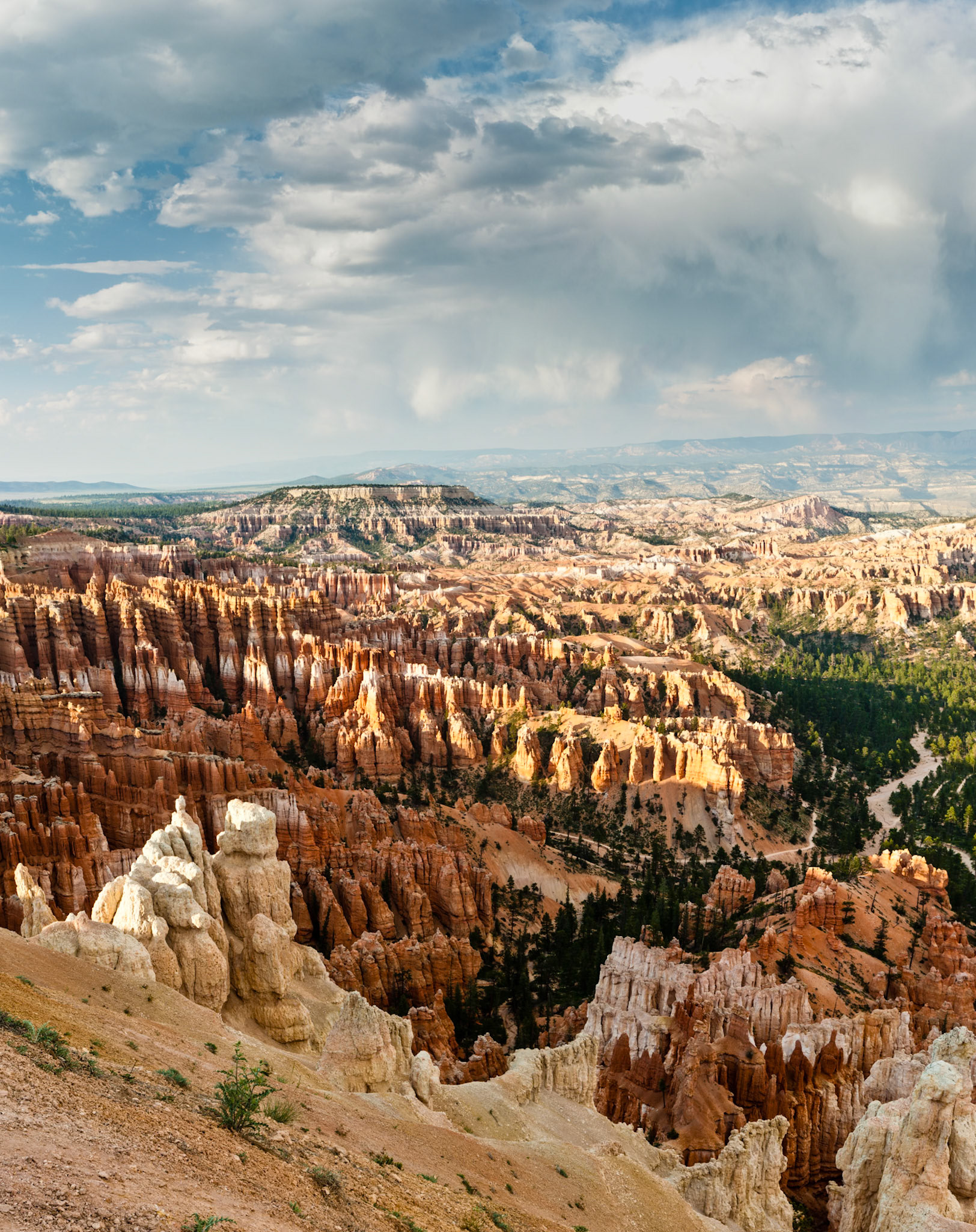 Sunset at Bryce Canyon, Inspiration Point,  UT, USA