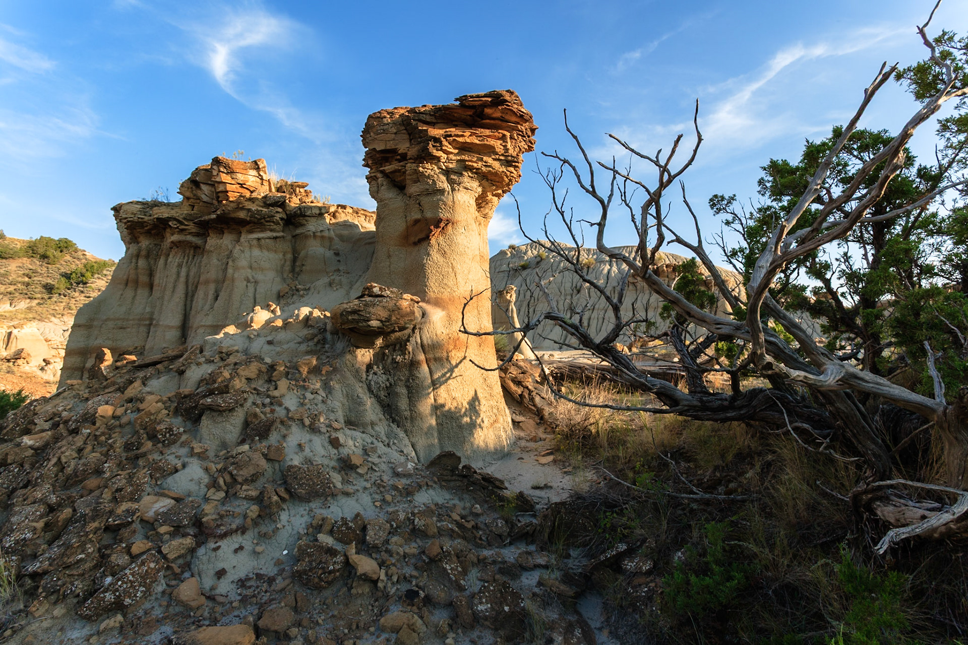 Hoodoos at Makoshika State Park at sunset, Montana, North America, USA