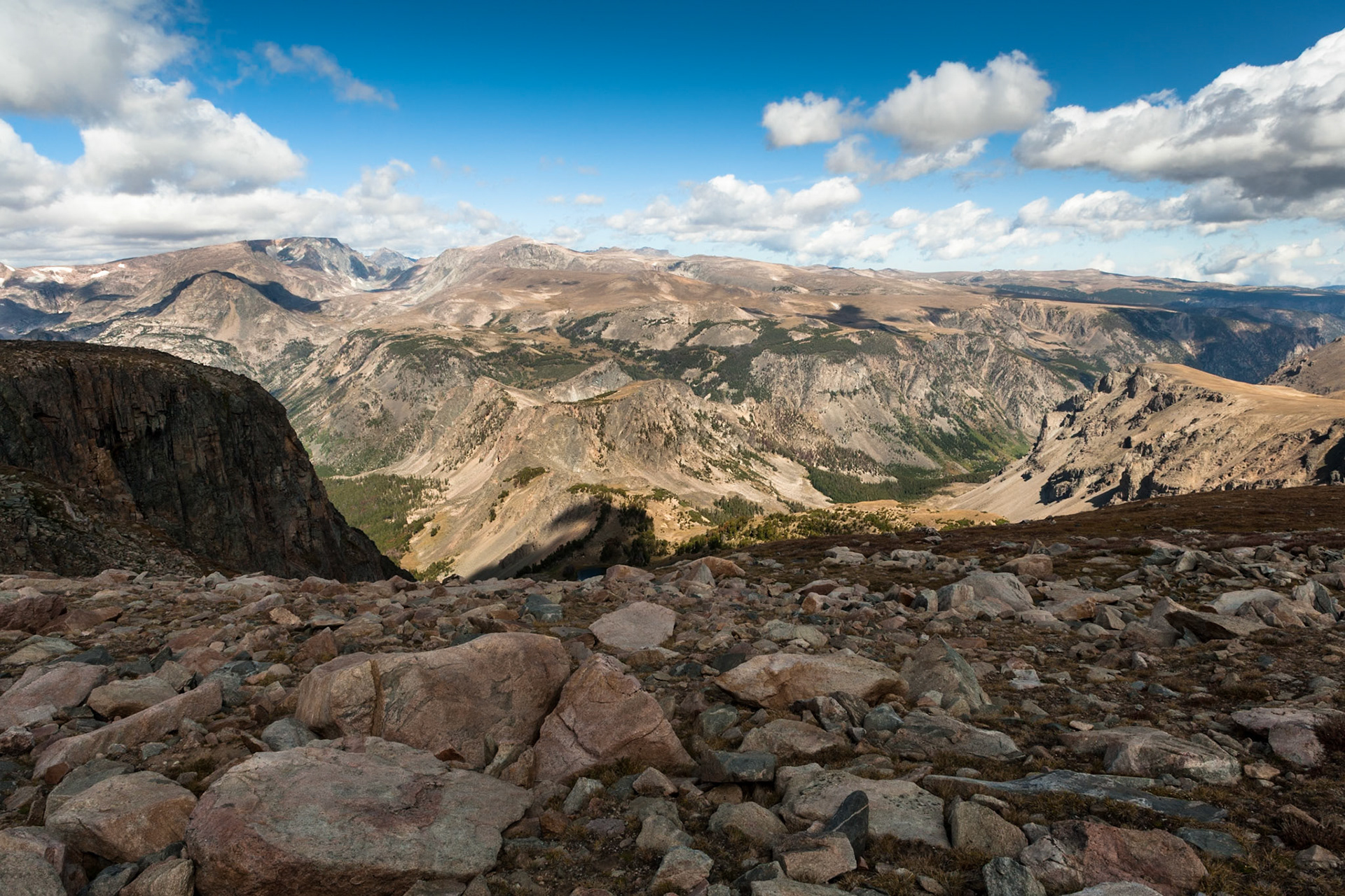 Beartooth Hwy between Red Lodge and Yellowstone NP, MT, USA