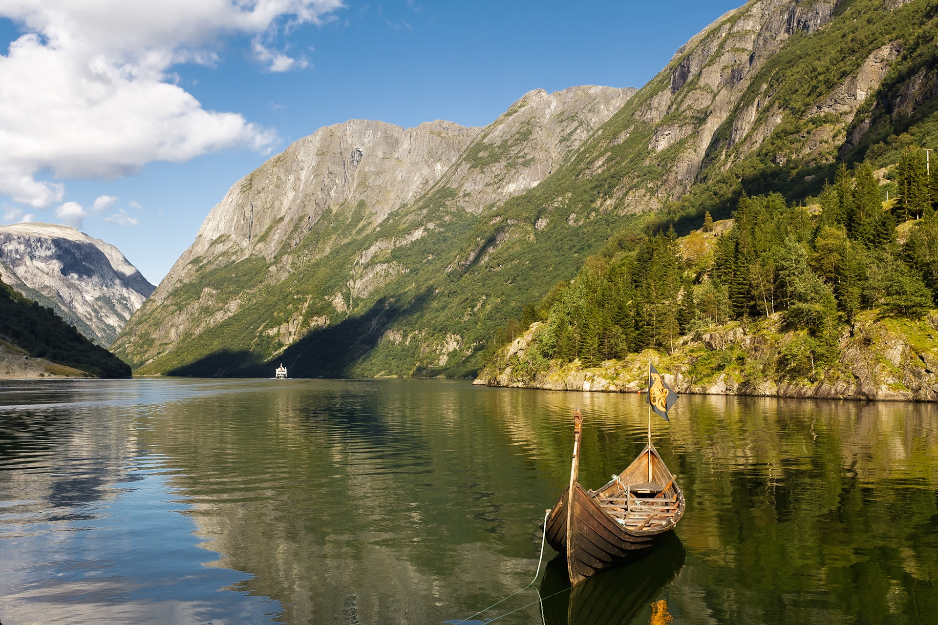 Næroyfjørden (Aurland)