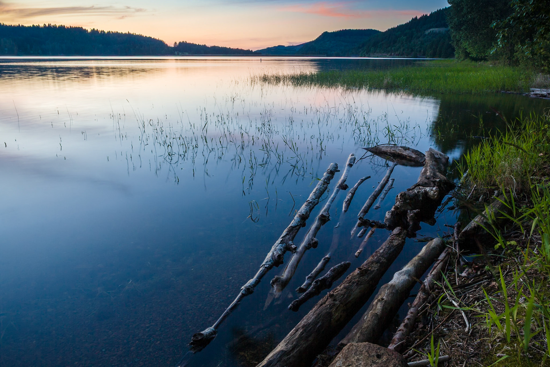 Sunset at Cottage Grove Lake, OR, USA