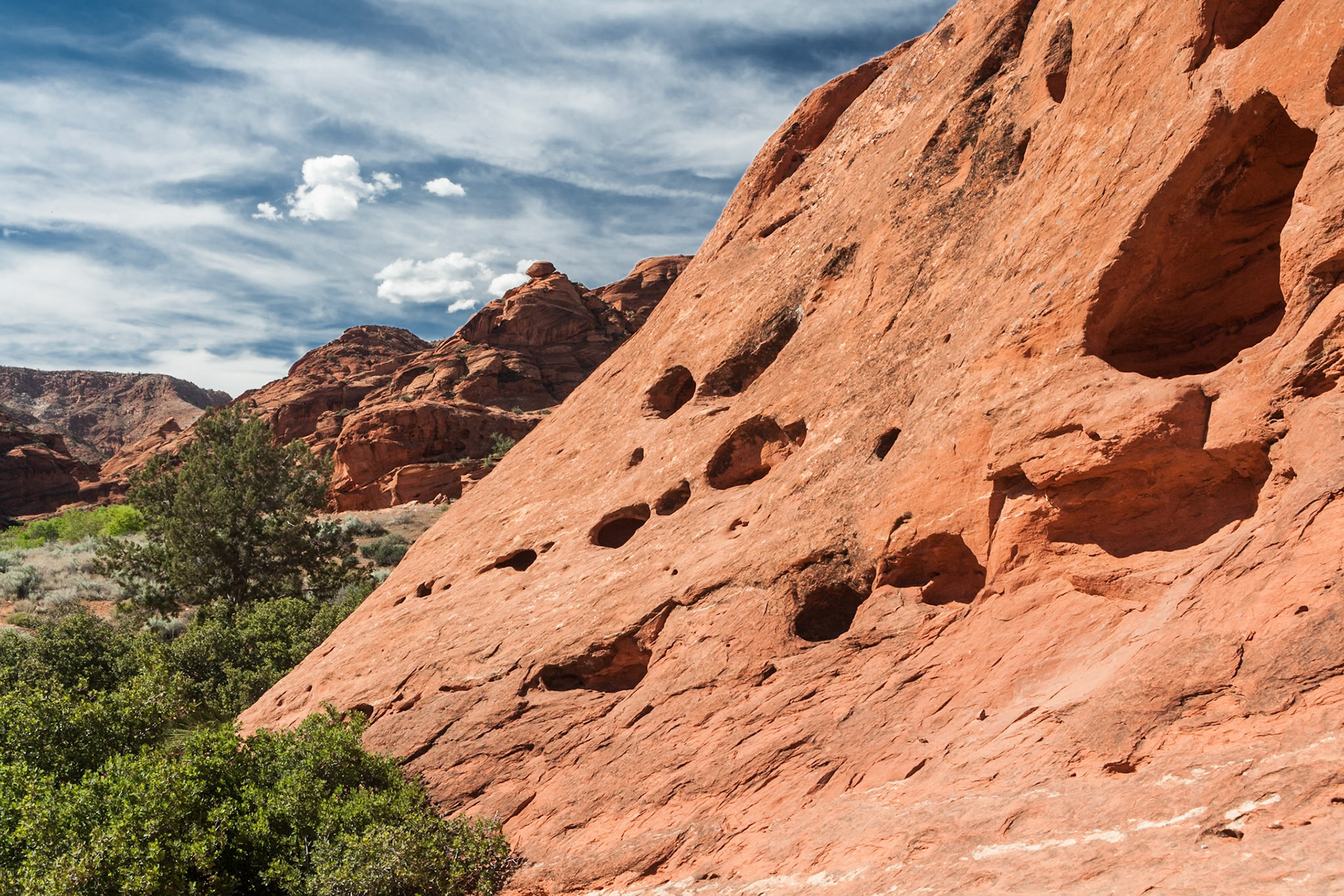 Red Cliffs National Recreation near Water Canyon, UT, USA