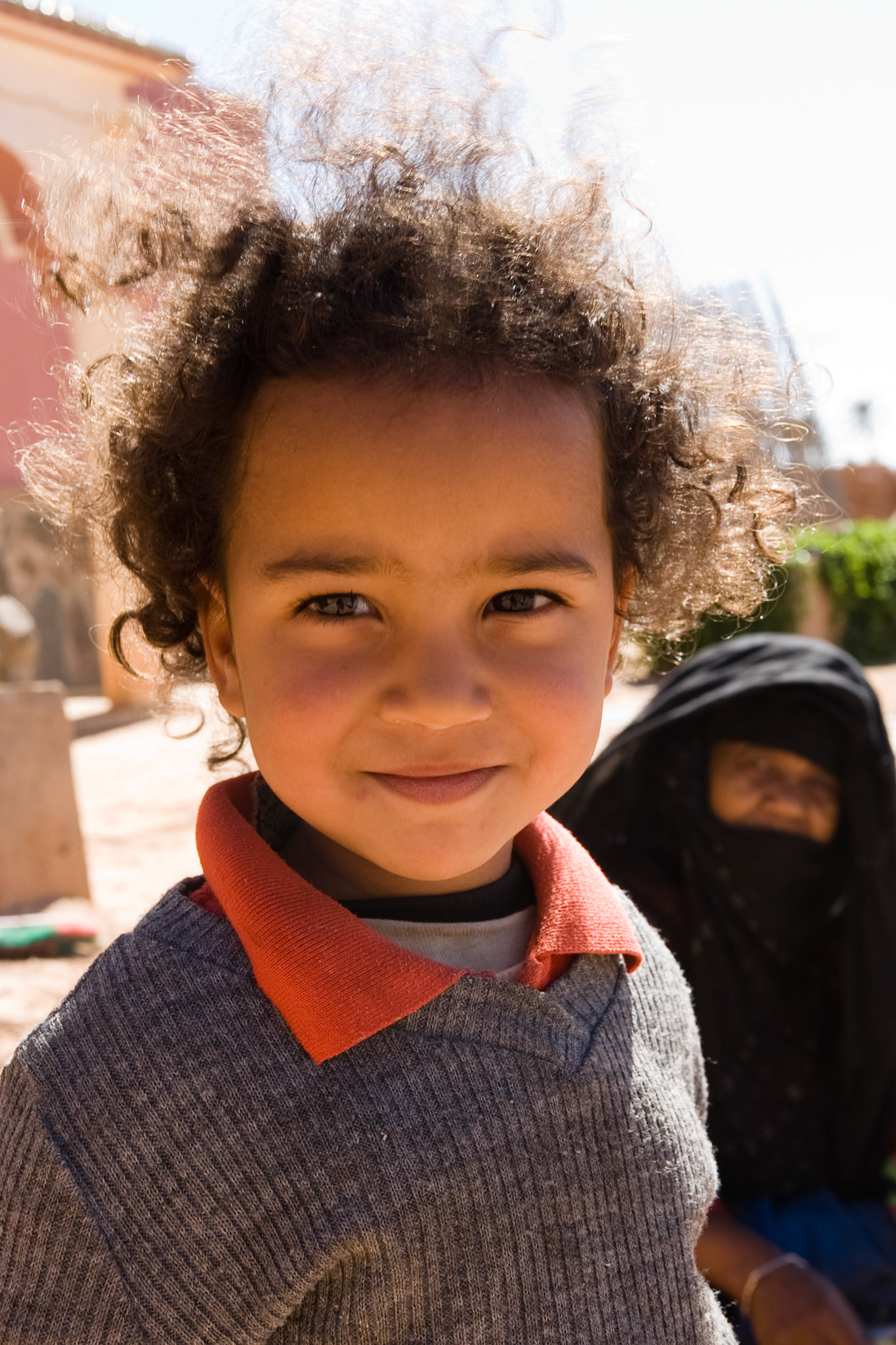 Nohela, lives at Hassan's place