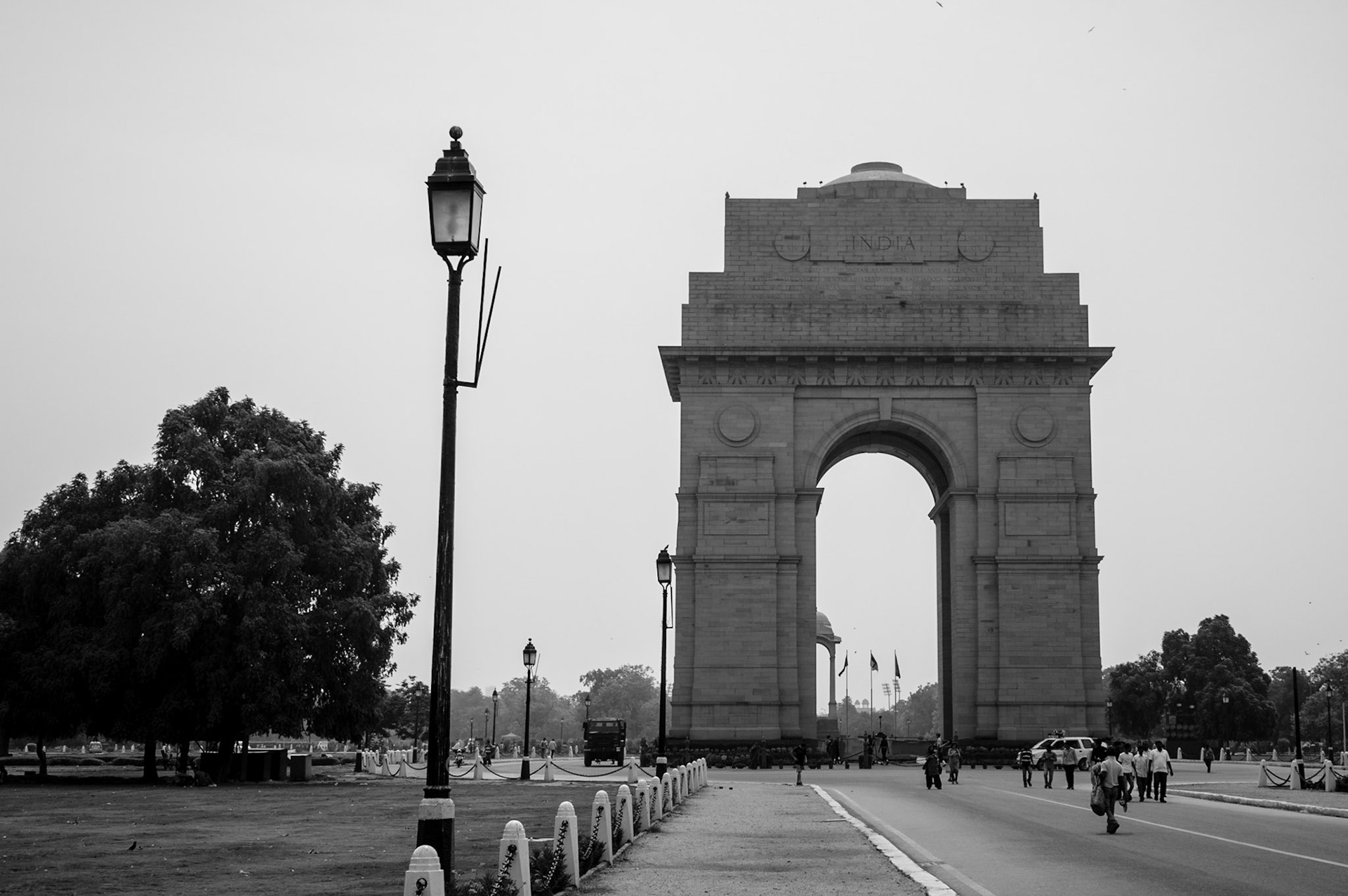 The India Gate, (originally called the All India War Memorial), is a war memorial located astride the Rajpath, on the eastern edge of the ‘ceremonial axis’ of New Delhi, India, formerly called Kingsway.