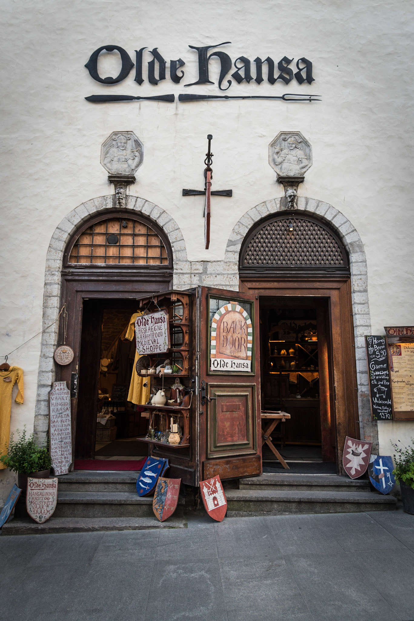 The medieval restaurant Olde Hansa is the home of a rich merchant, whose guests enjoy delicious, authentic Hansa-era meals and drinks, true period music and always friendly service.