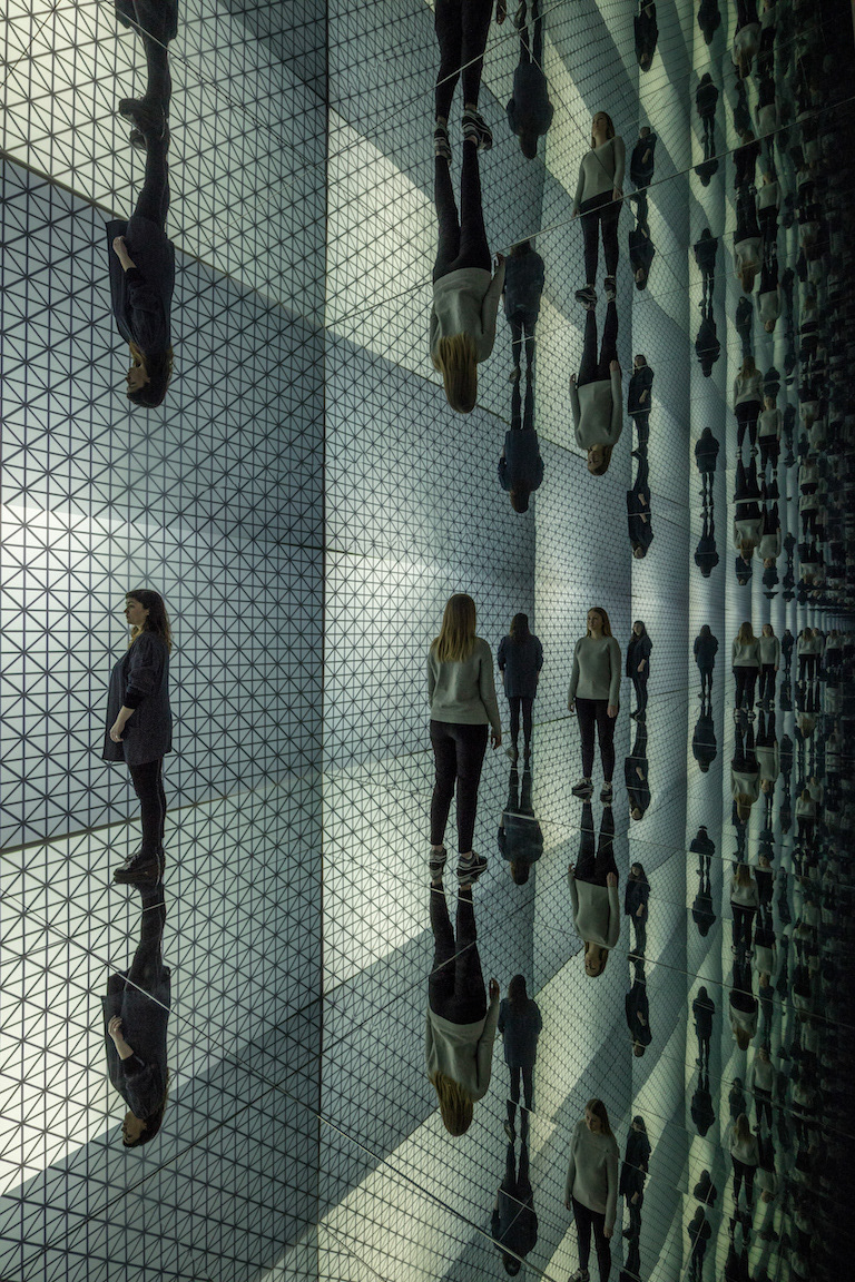 Installation design and animation for arquitect and visual artist Eduardo Terrazas