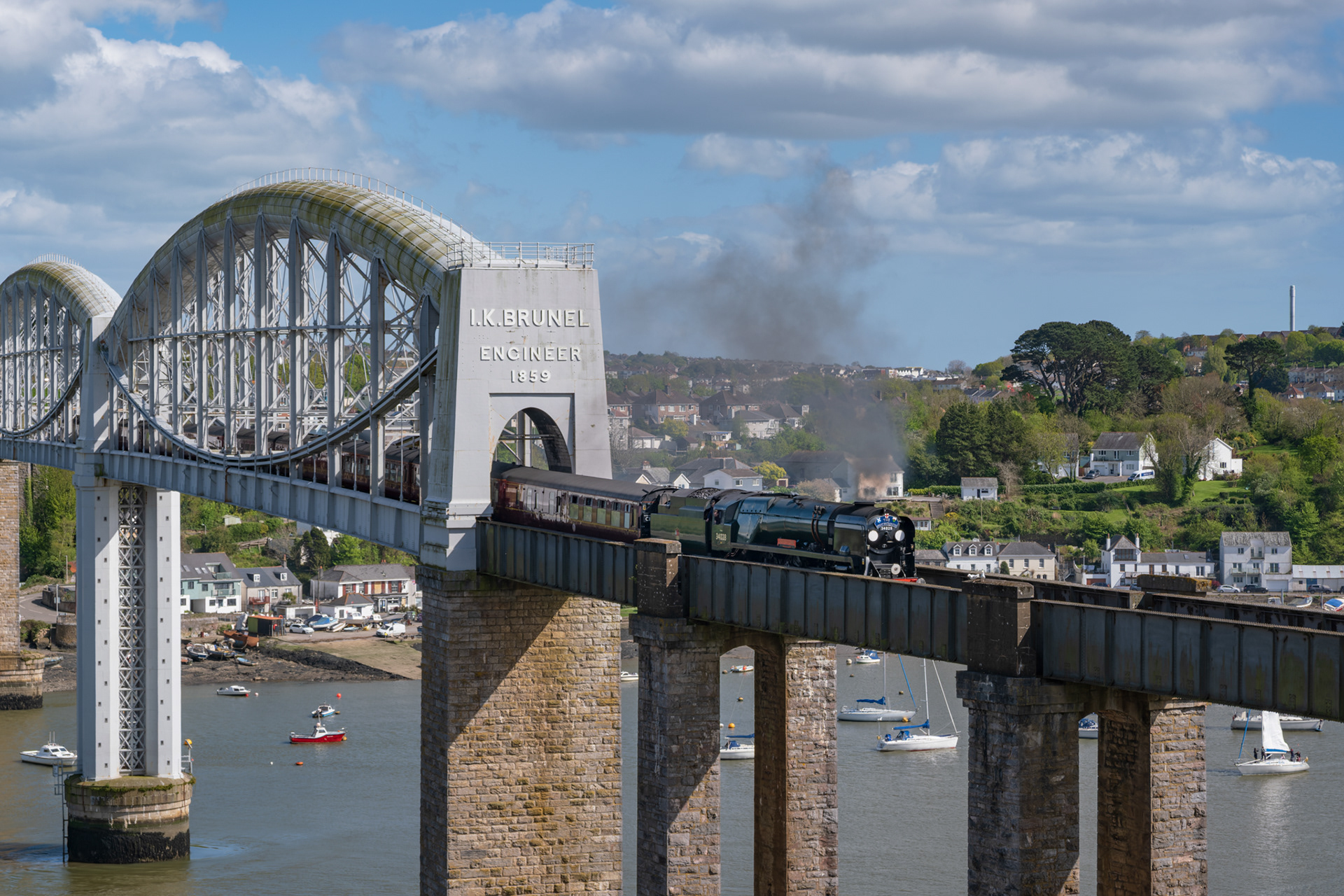 '34028 Eddystone'. Royal Albert Bridge, Saltash. 18.04.2026