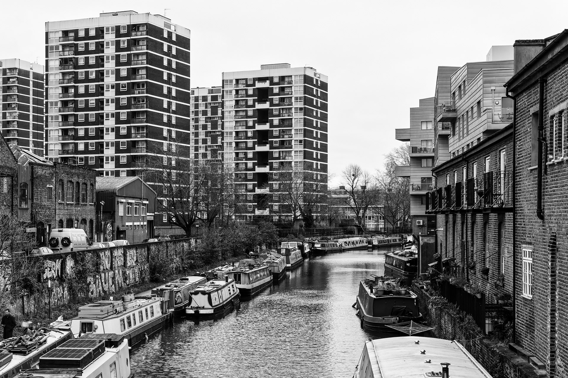 Regent's Canal. Rosemary Branch Bridge, London. 26.01.2023