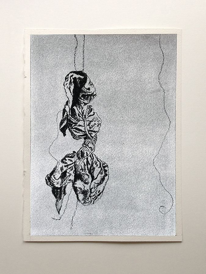 "Poupée-chiffon" ou "Poupée de Jacques n°2", fusain sur papier, 37x27 cm