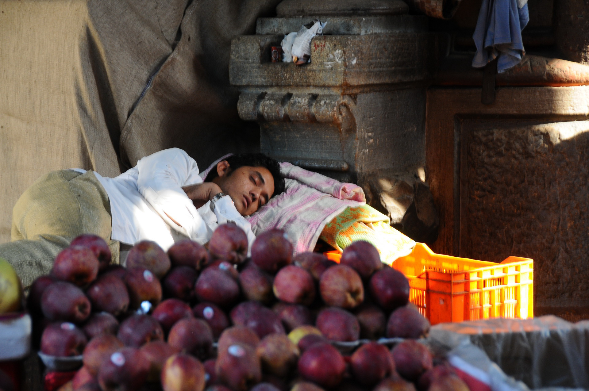Il est tombé dans les pommes