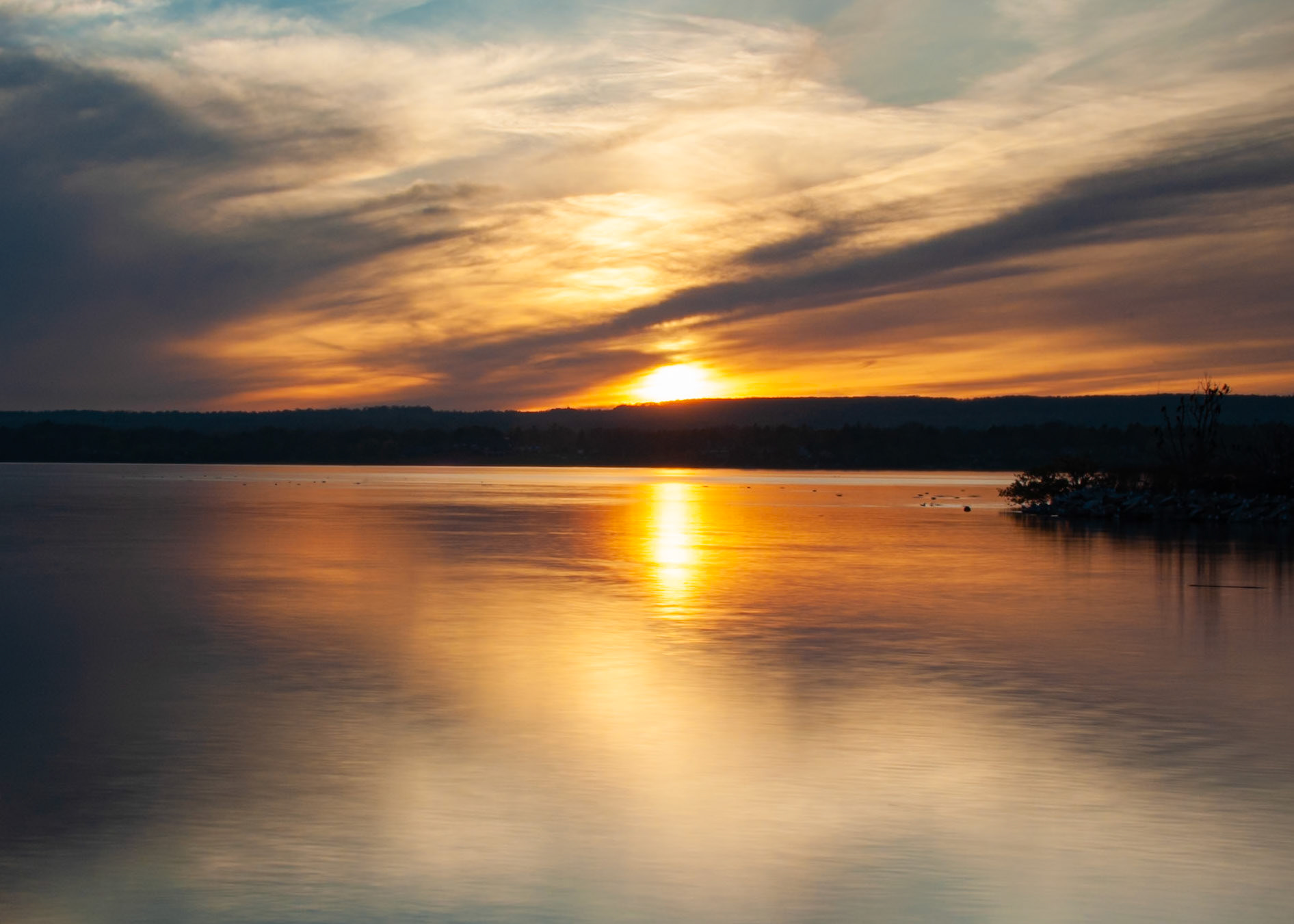 Sunset at Hamilton Harbor near Canada Inland Waters Eastport Drive