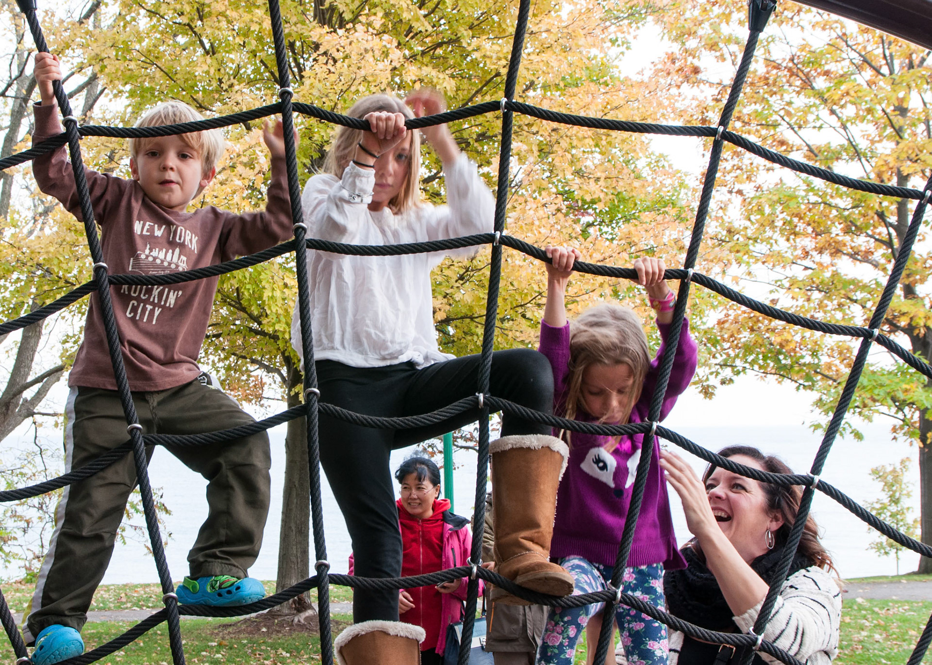 Family Pics at Lakeside Park, Navy St. Oakville