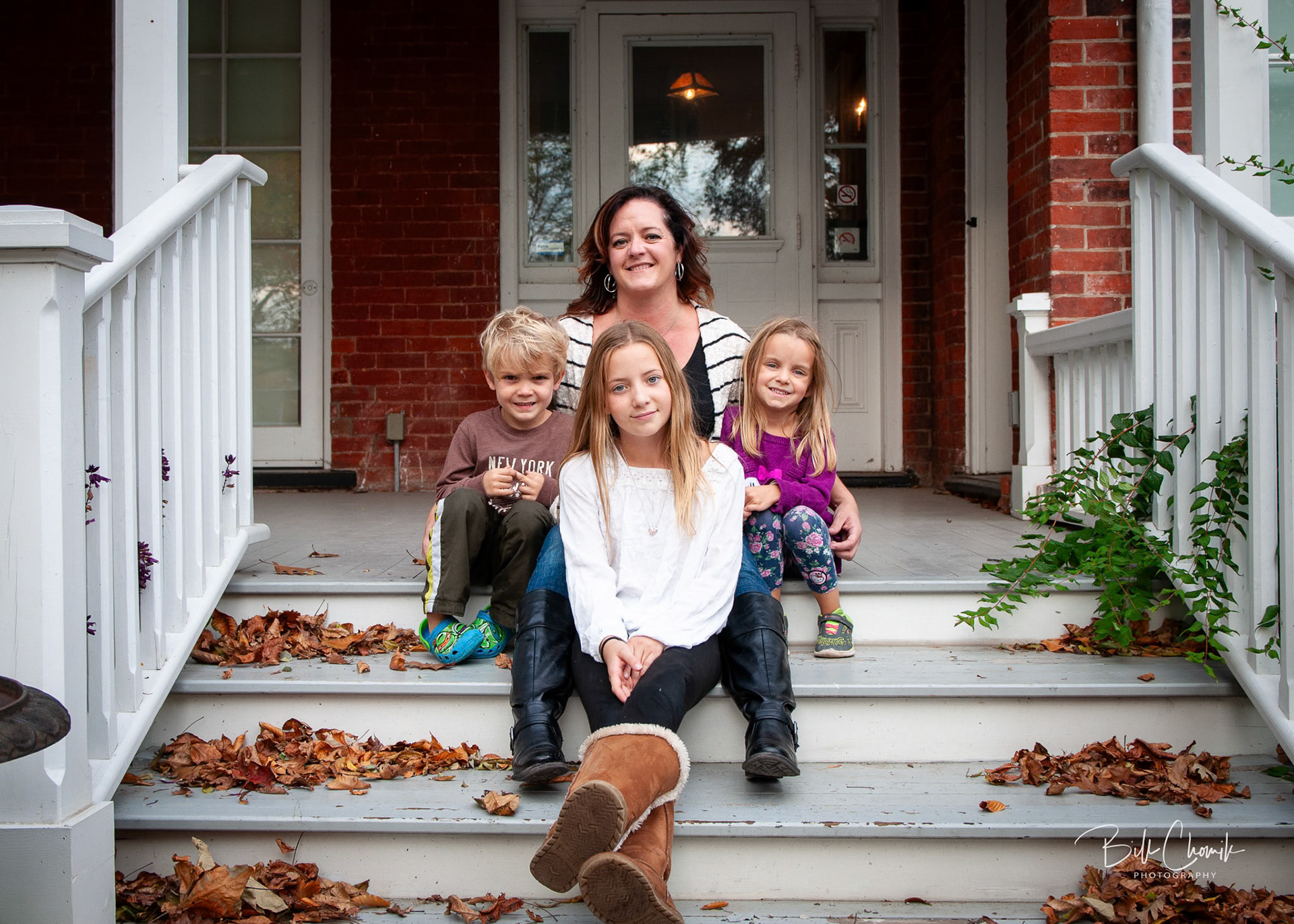 Family Pics at Lakeside Park, Navy St. Oakville