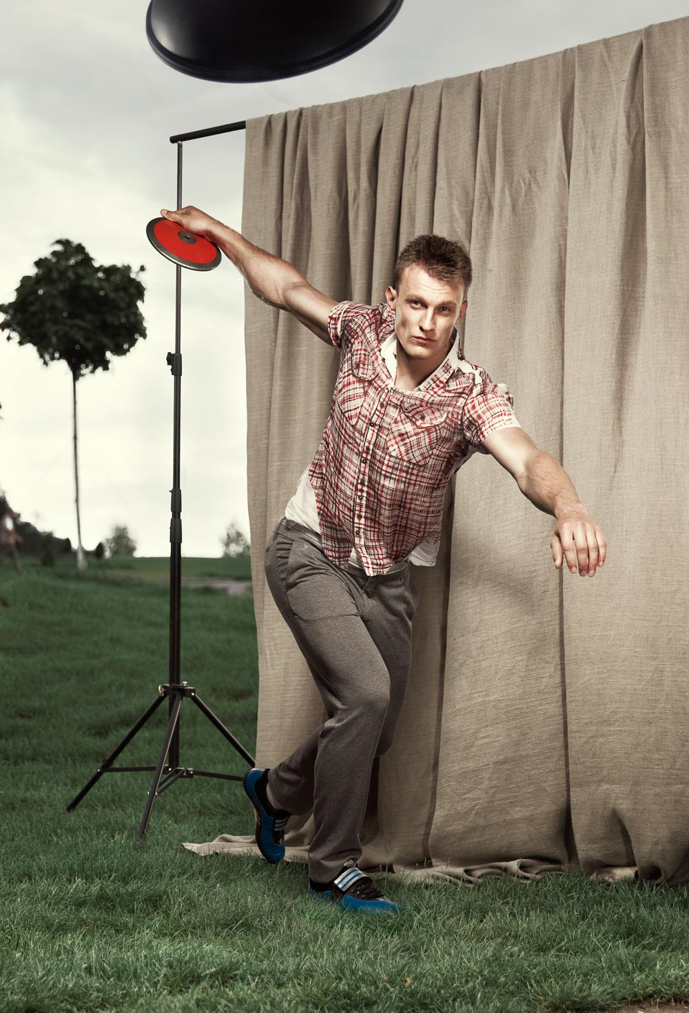 Post-production, retouching, background replacement and image editing by #PolozovArts polozovarts.com