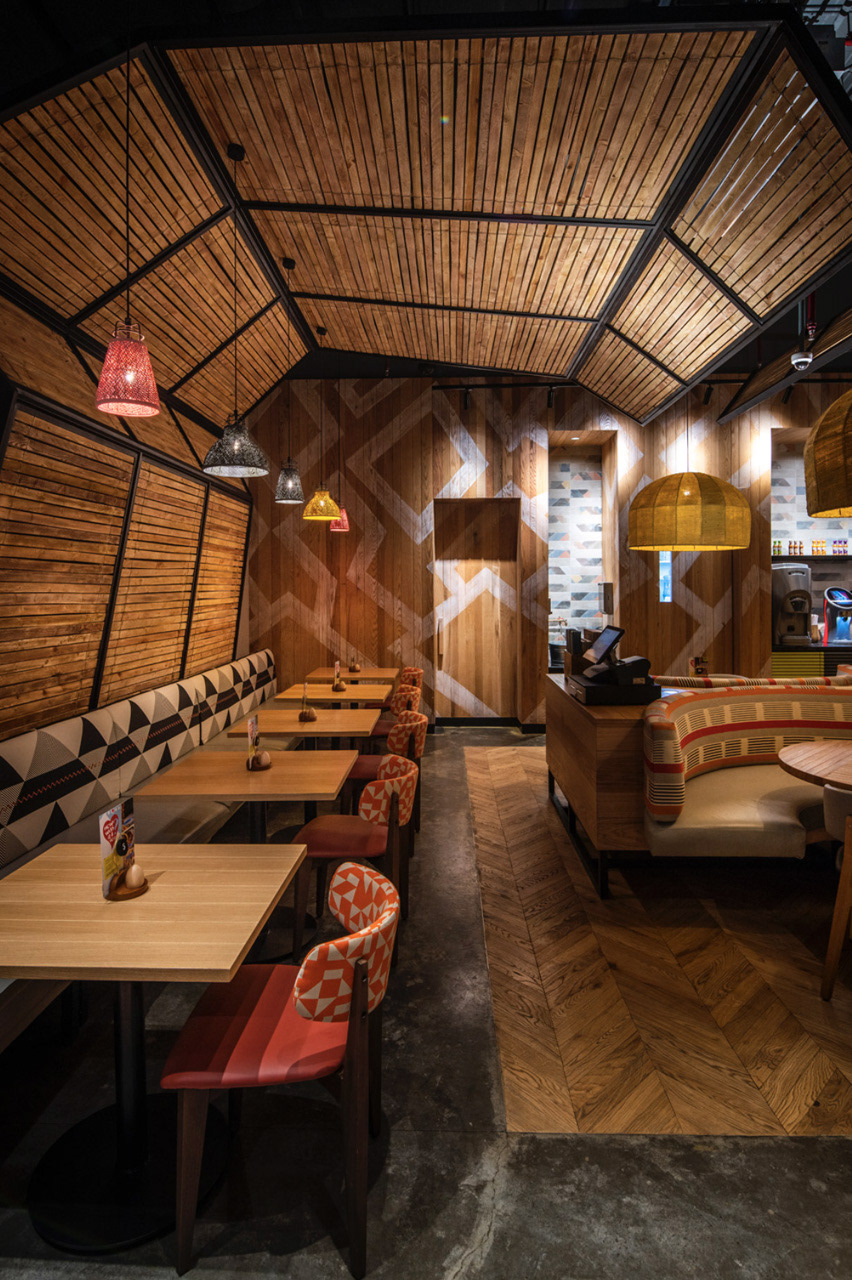 Nando's restaurant Riyadh