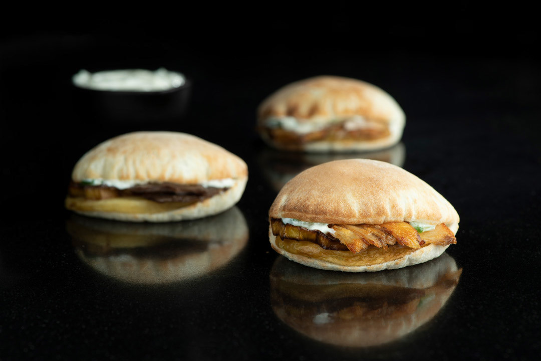 Shawarma Shaziz Loqaymat