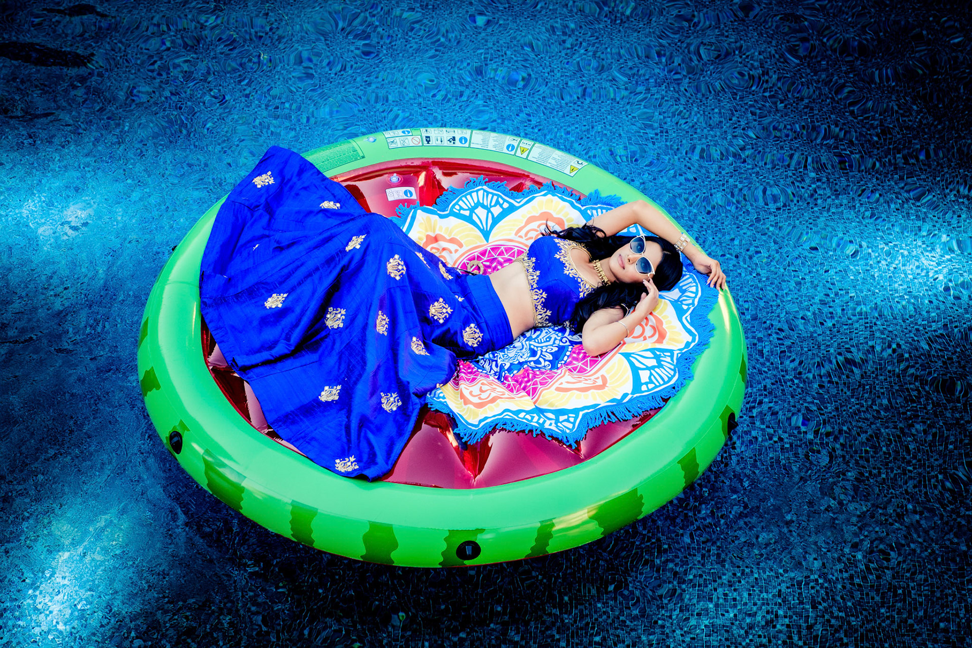 Pool Party. Stying @rajikhairaofficial and @crossoverbollywoodse