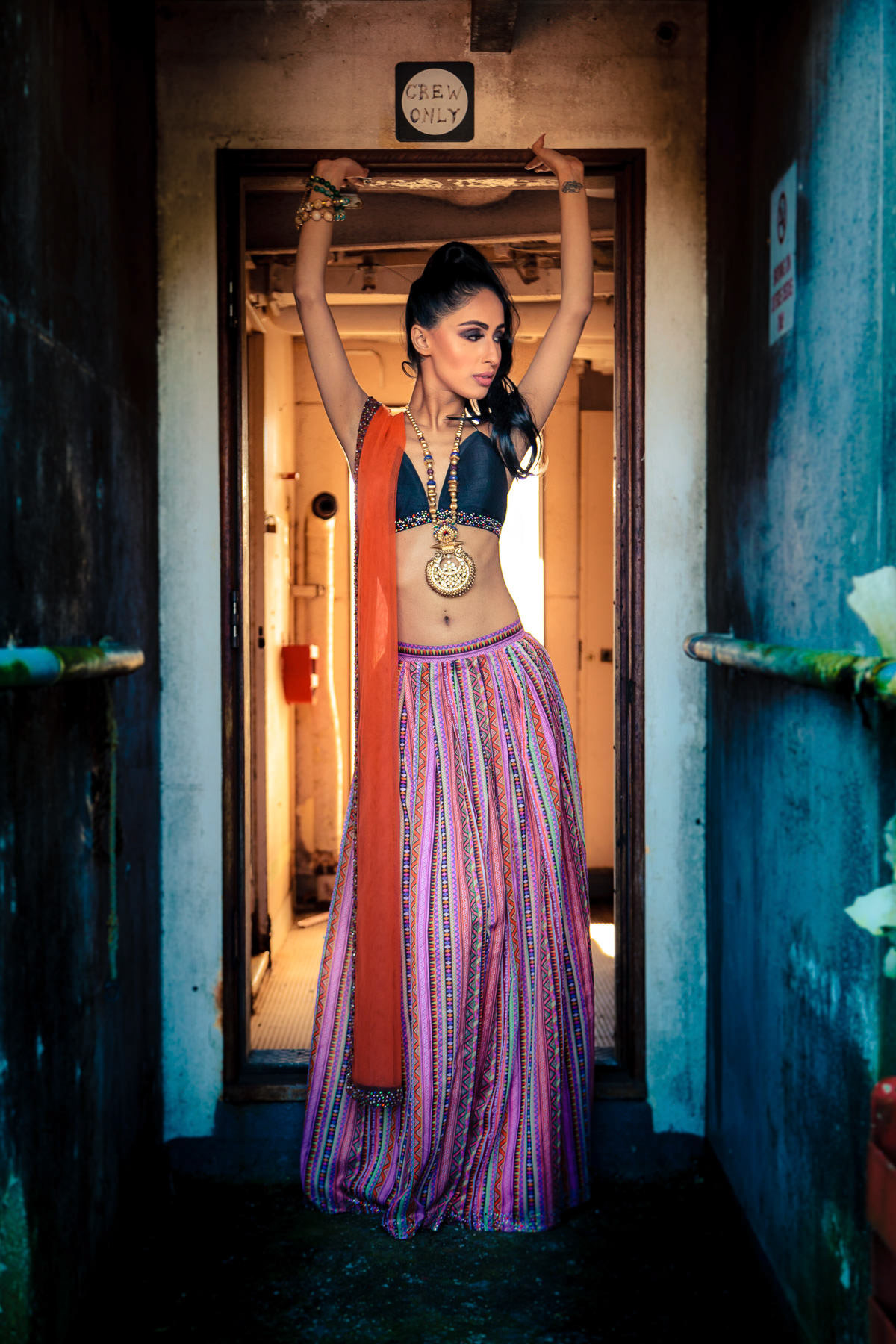 Model @hyprofyle, Clothing @nasib_official