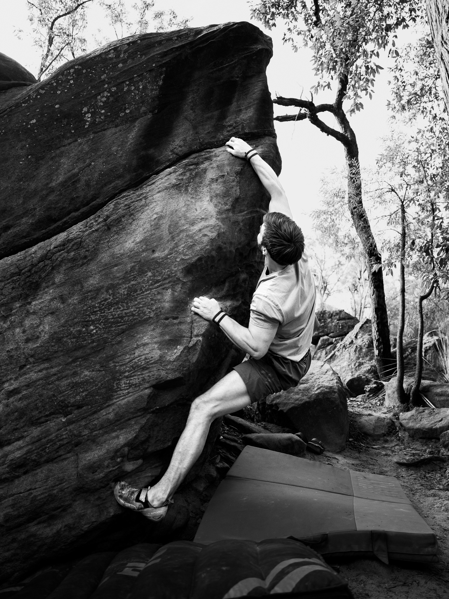 The Frontline | Outdoor Bouldering Sydney