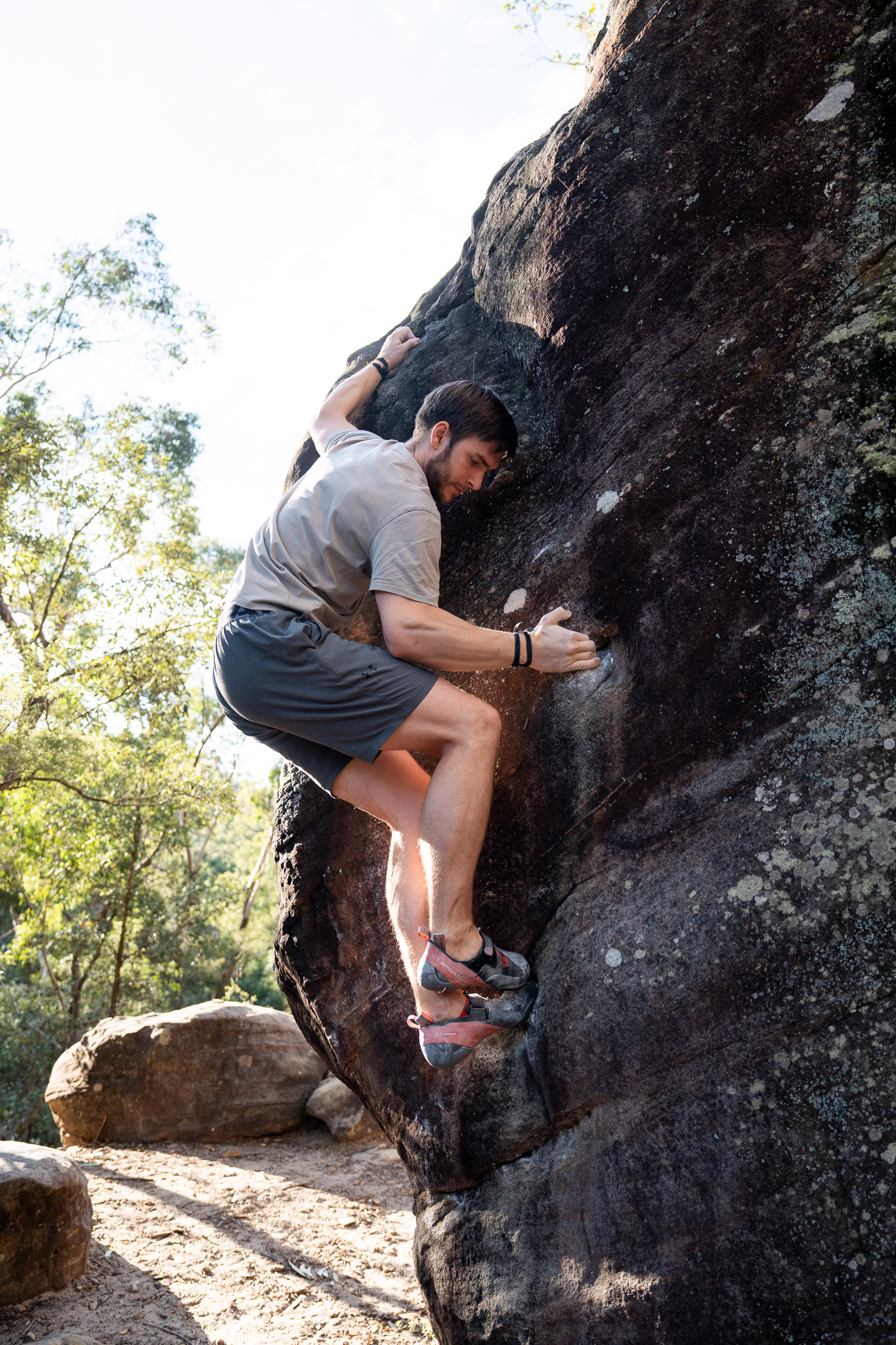 The Frontline | Outdoor Bouldering Sydney