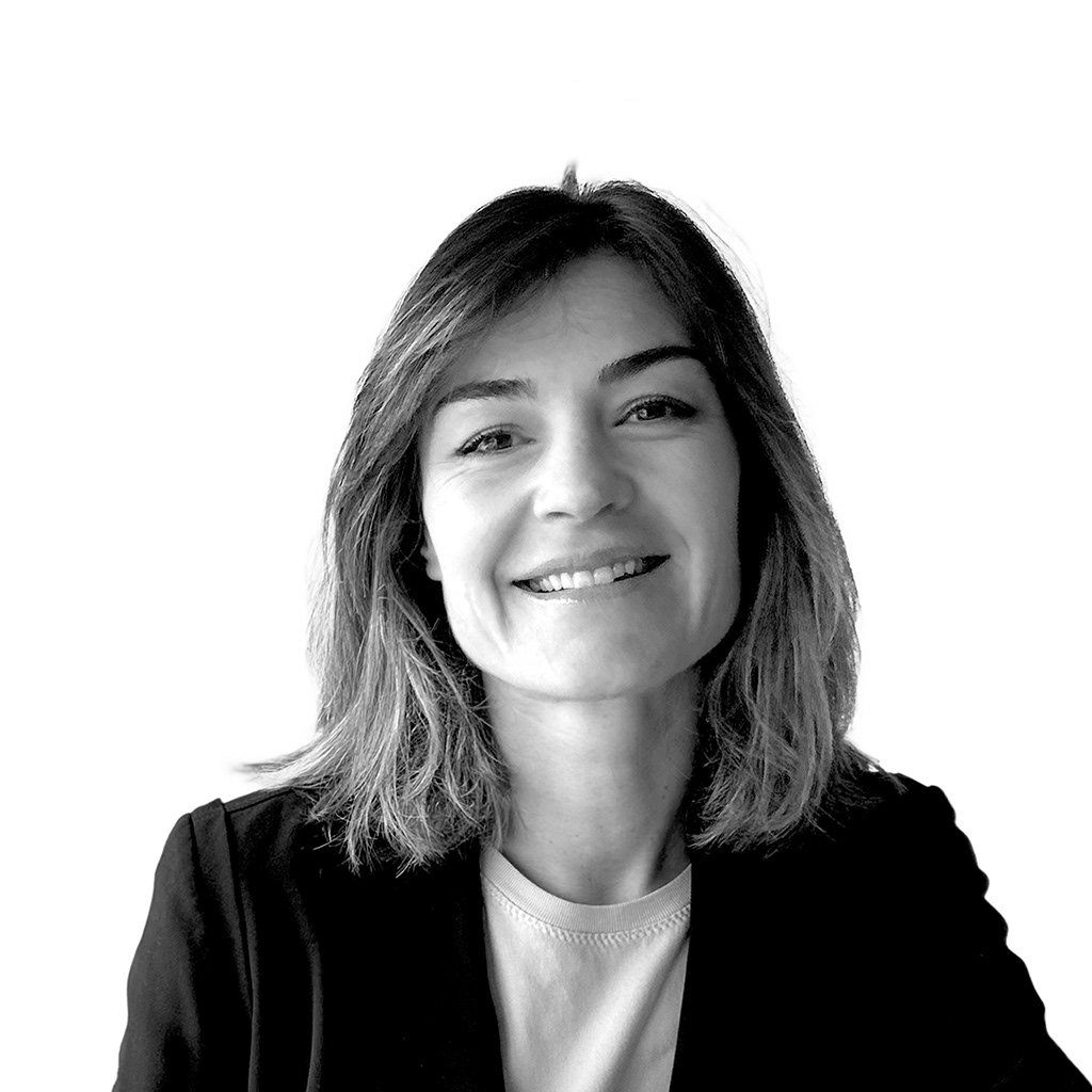 Flavia - Chargée d'administration