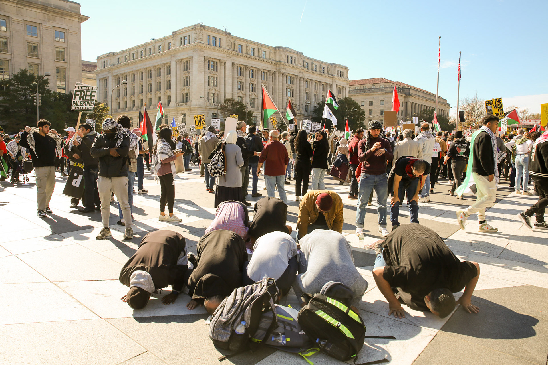 November 4, 2023 - Upwards of 100,000 take over the streets in Washingtono demanding a Ceasefire and condeming Zionism