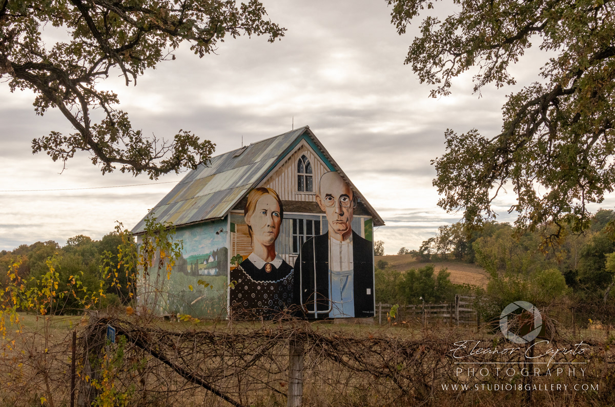 American-Gothic-Barn-0356