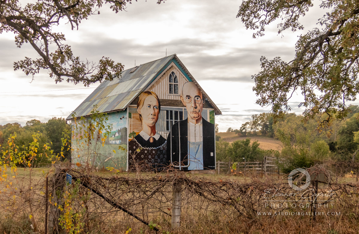 American-Gothic-Barn-0360