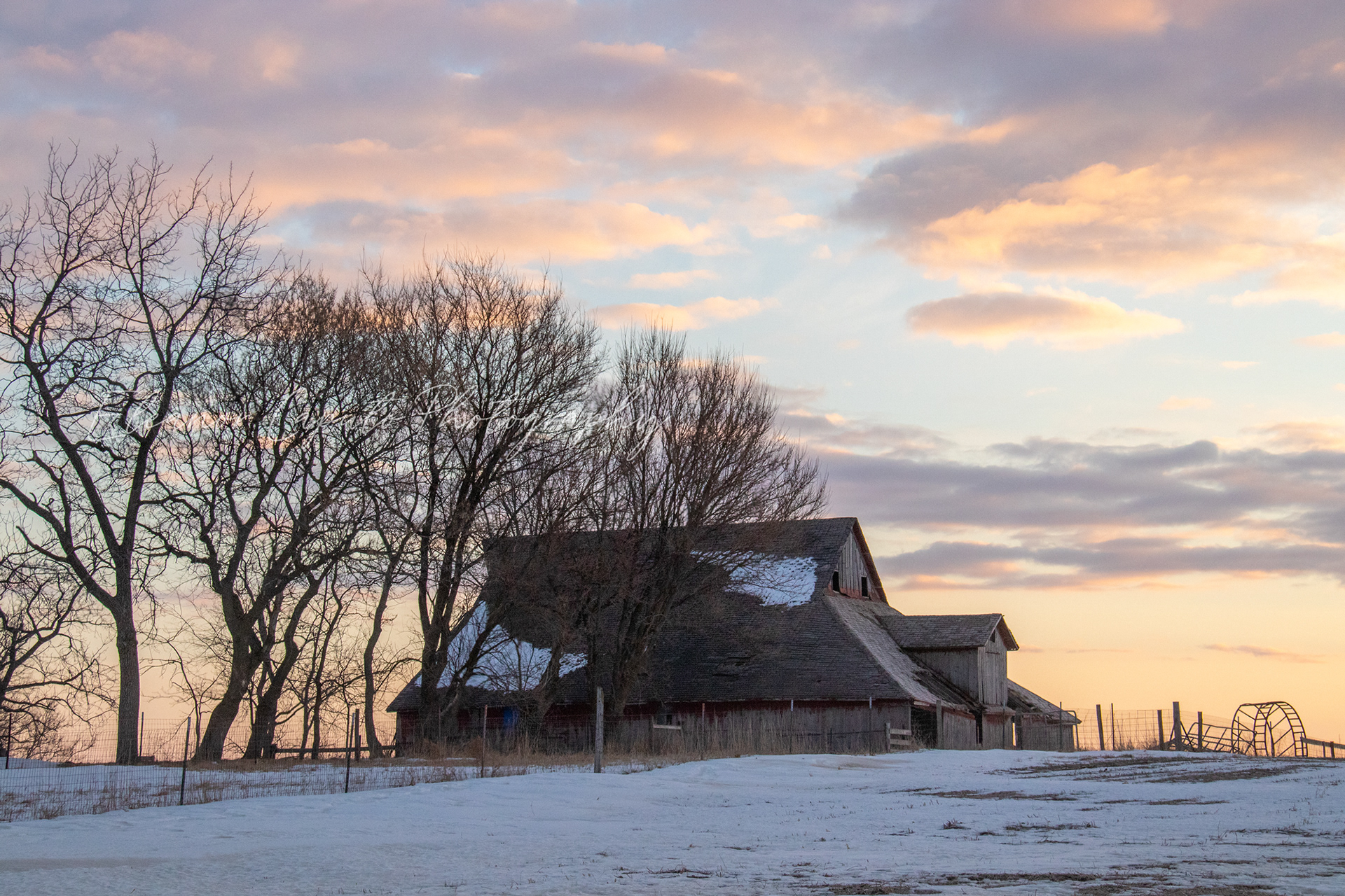 Snowy Sunset Barn #101