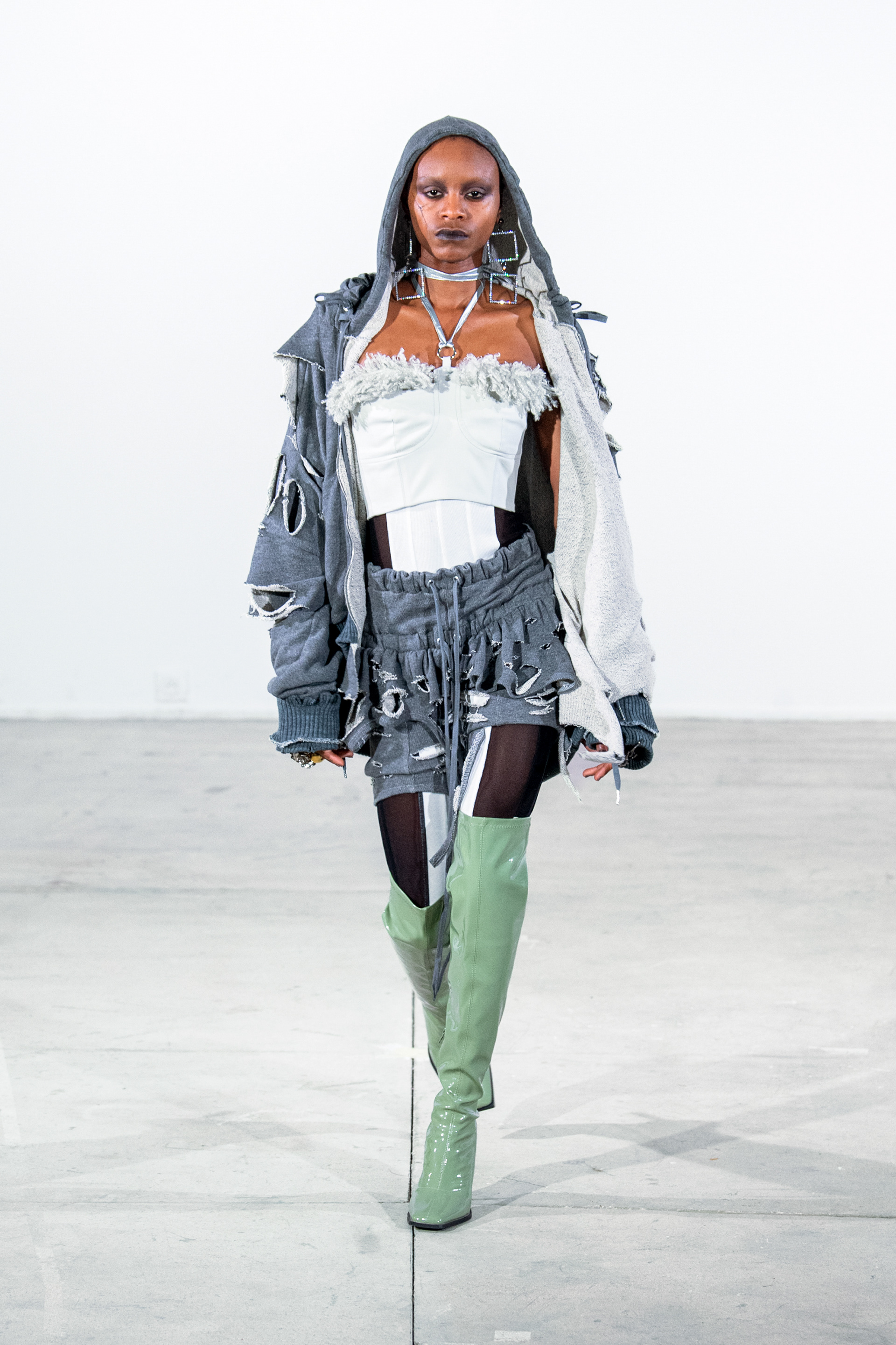 LOOK 14