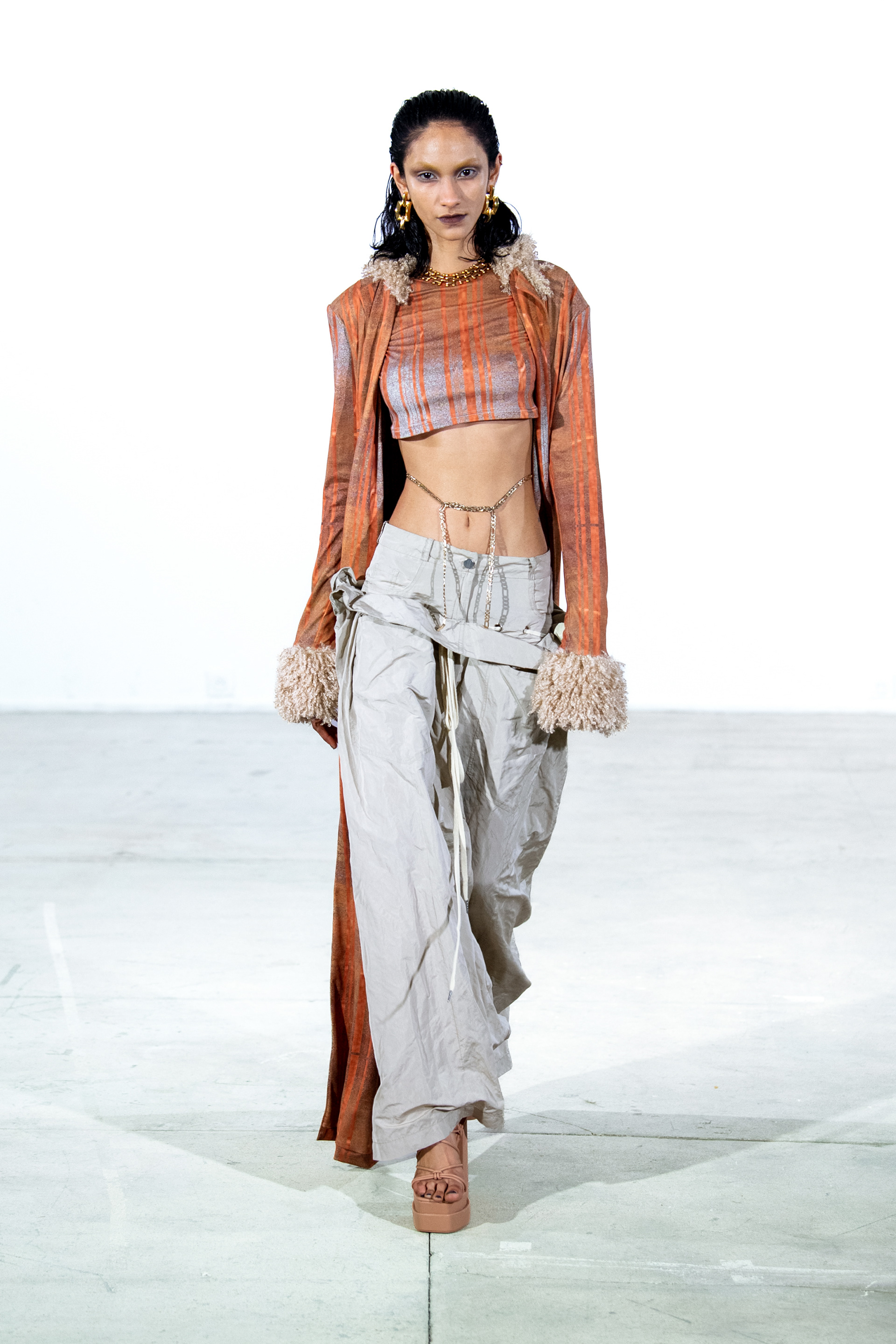LOOK 8