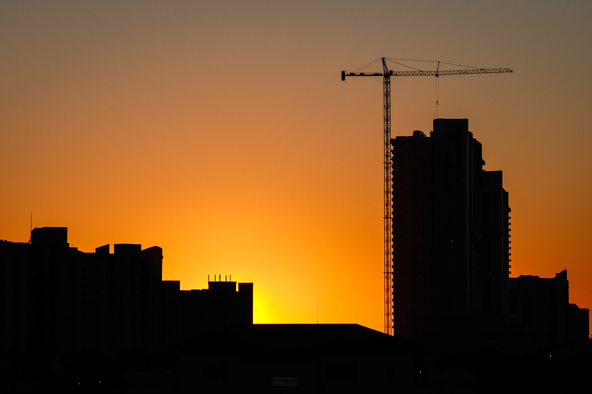 Crane working on Turquoise Place.