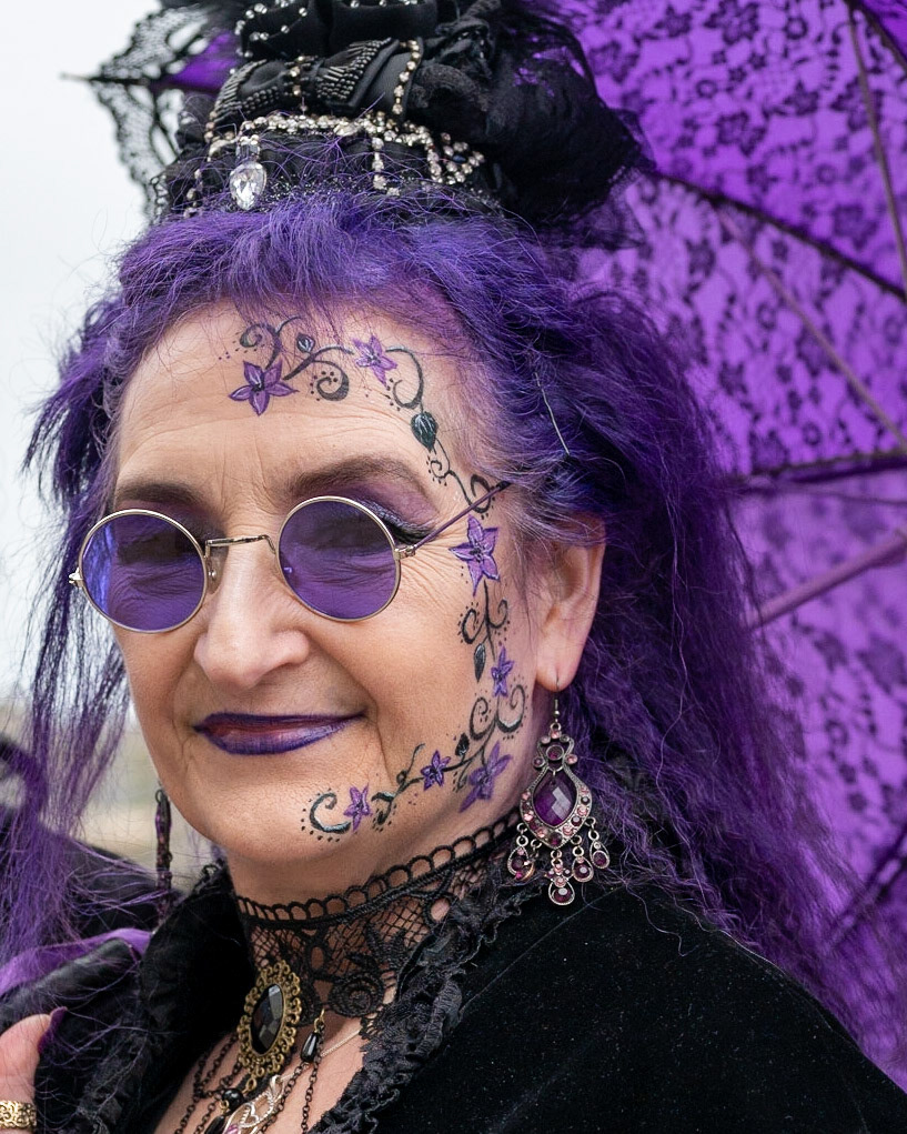 Purple lady