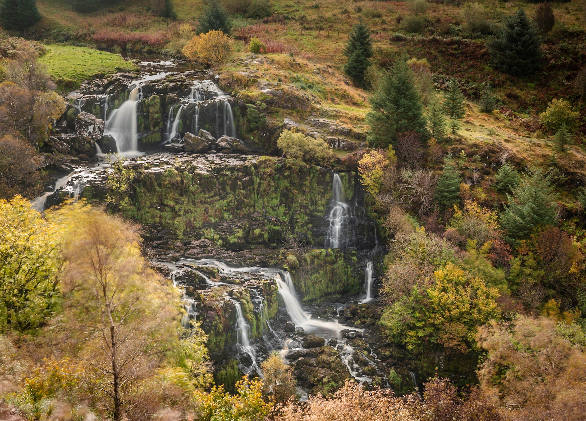 Loup of Fintry in autumn