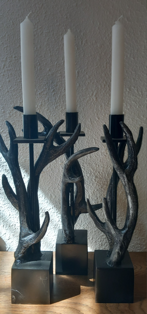 Kandelaar Hertshoorn 2. € 75,-