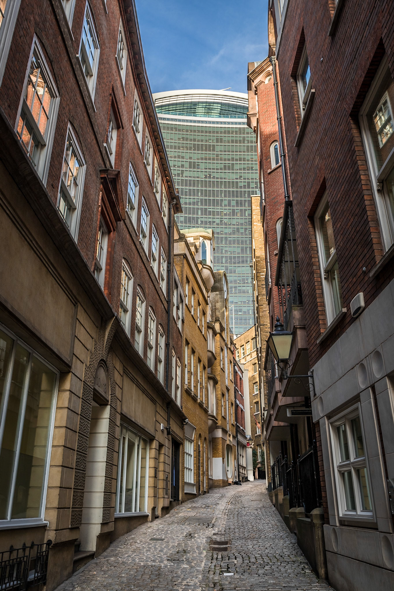 Stumbled across this alley one direction had a view of the walky talky and the other the shard.  Think I'll revisit for a shot the other way once they have moved the roadworks at the end.