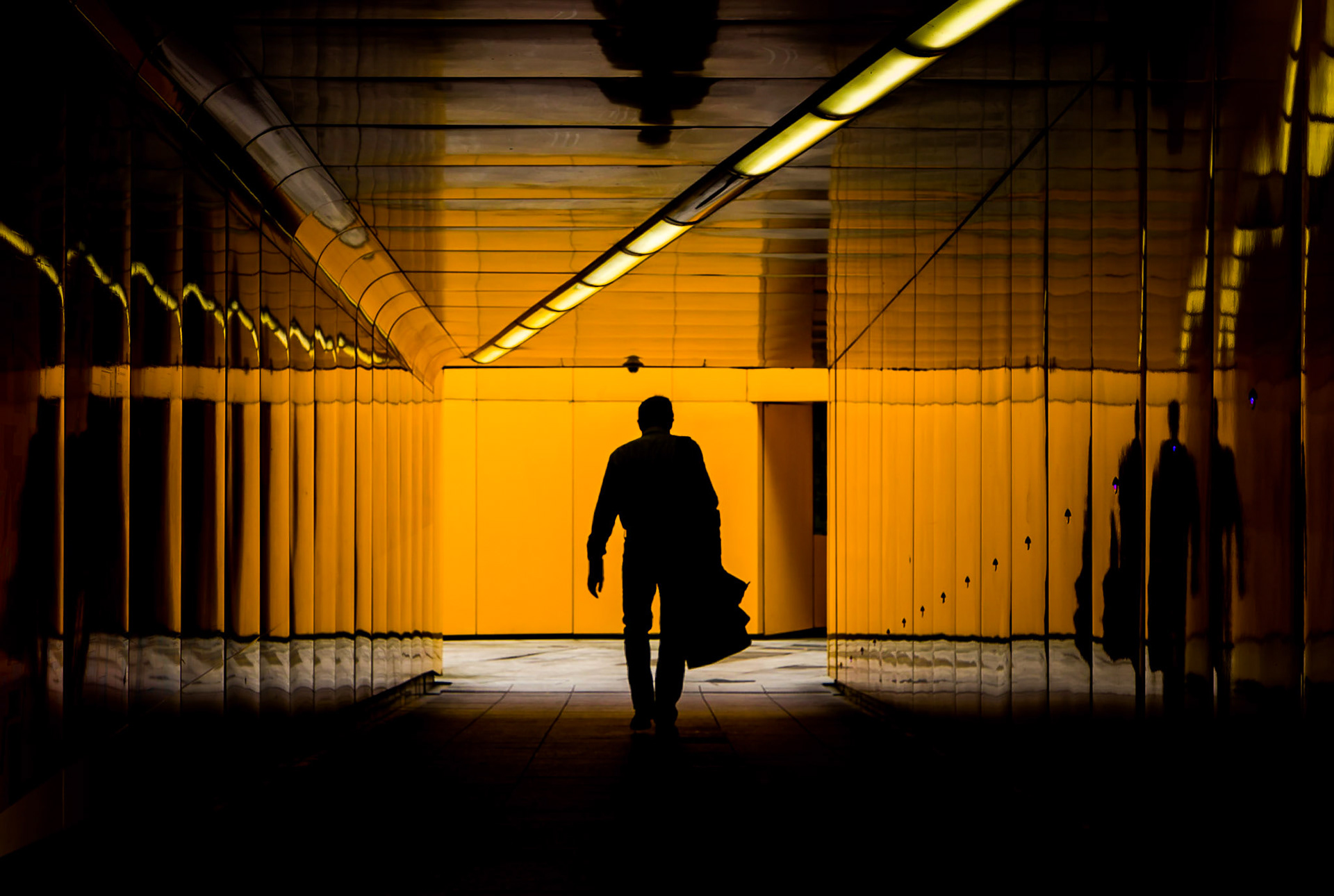 Waiting for a train at Paddington I decided to investigate the surrounding area and came across this foot tunnel under one of the nearby roads.  I sat for a while and tried to get a good silhouette.