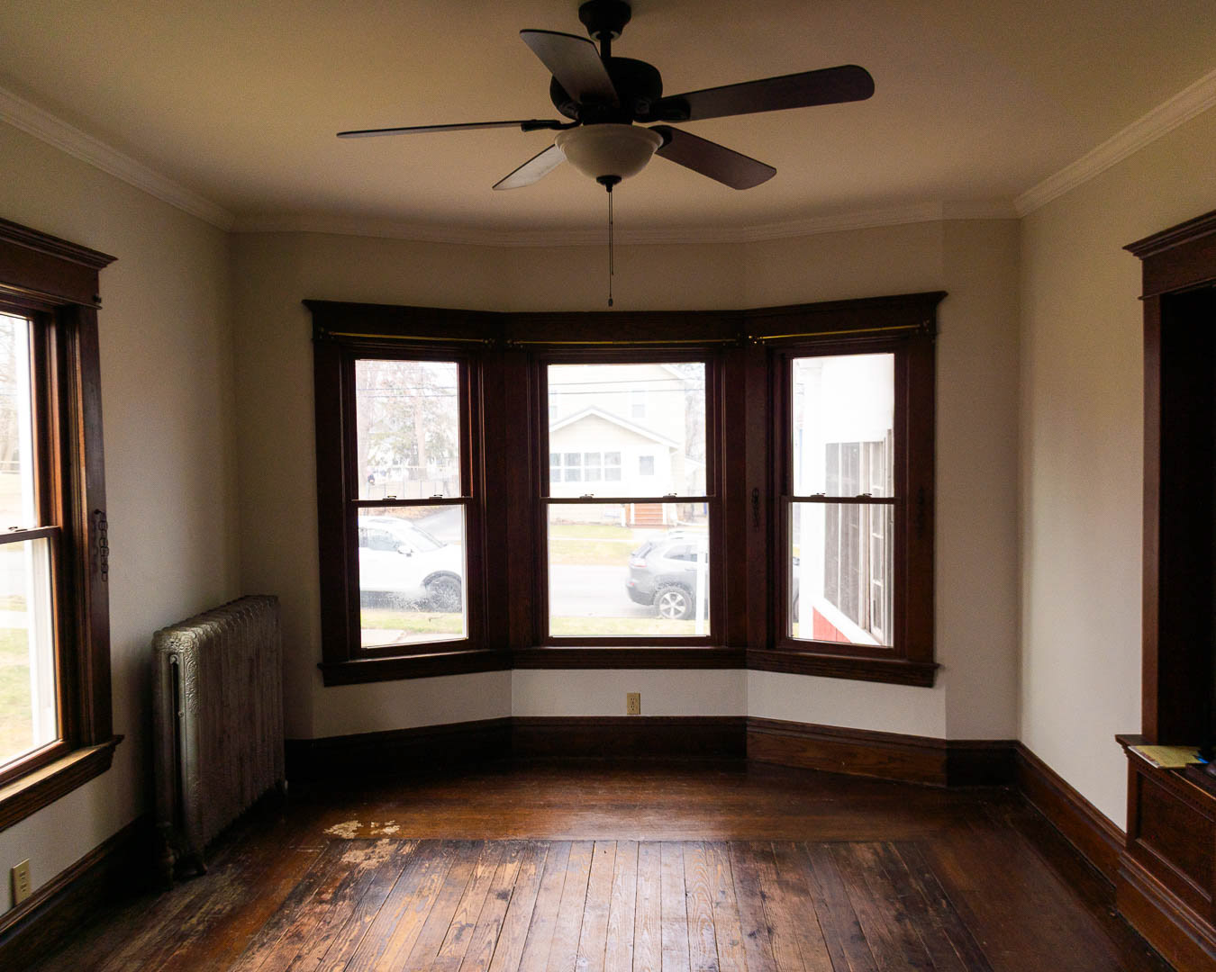 Living Room - Looking North