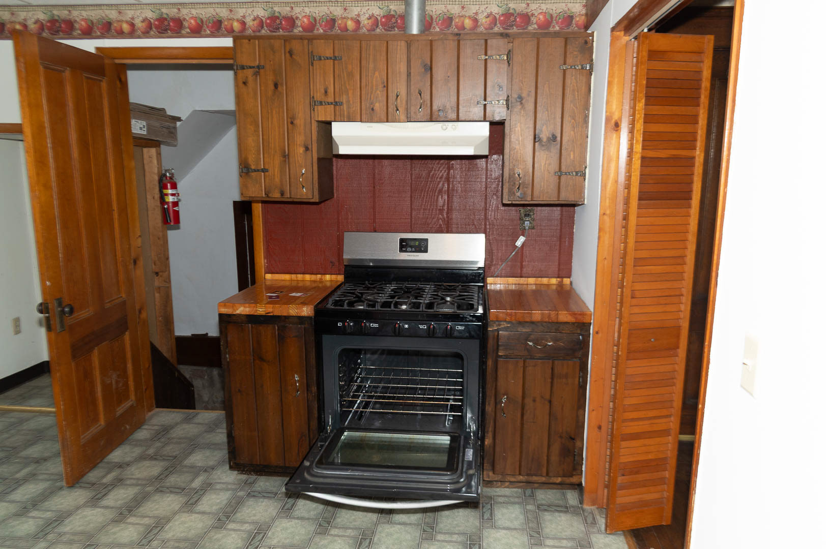 Kitchen - Looking to South