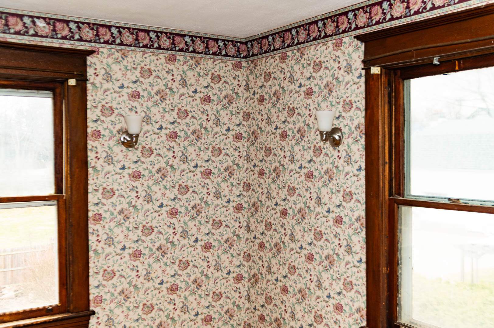 2nd Floor Master Bedroom - Looking to South West