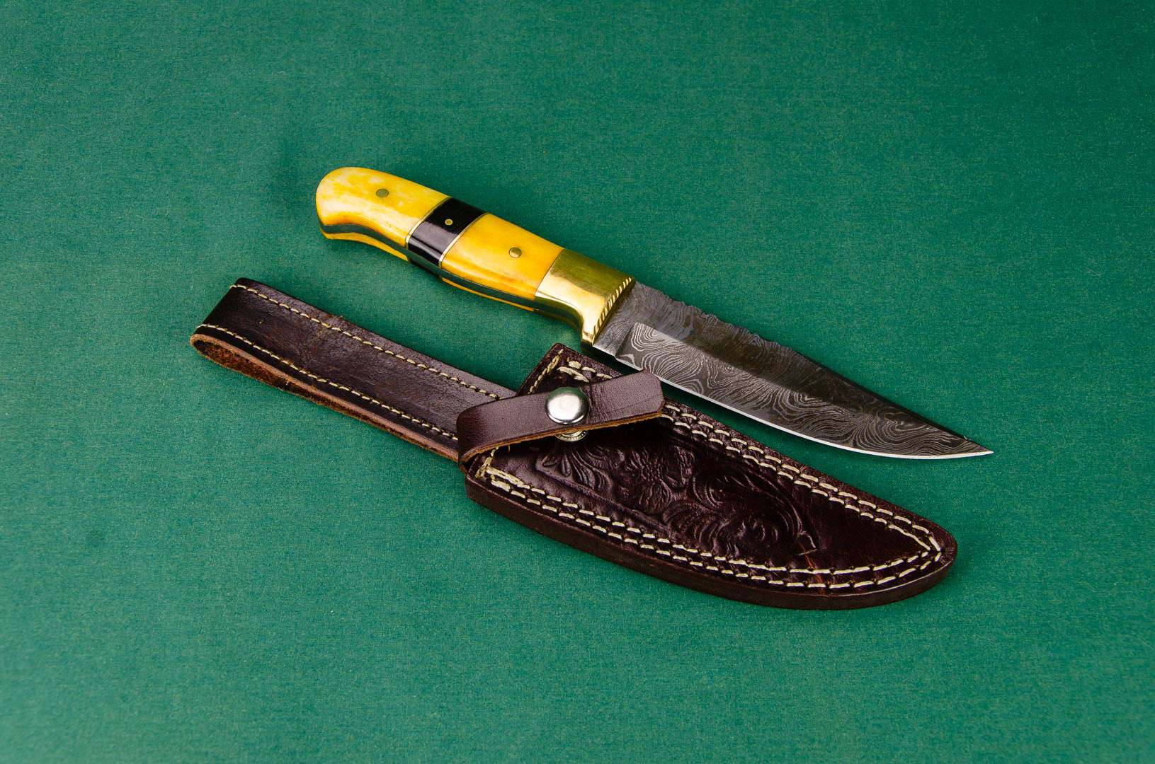 Knife with Sheath - damascus steel blade