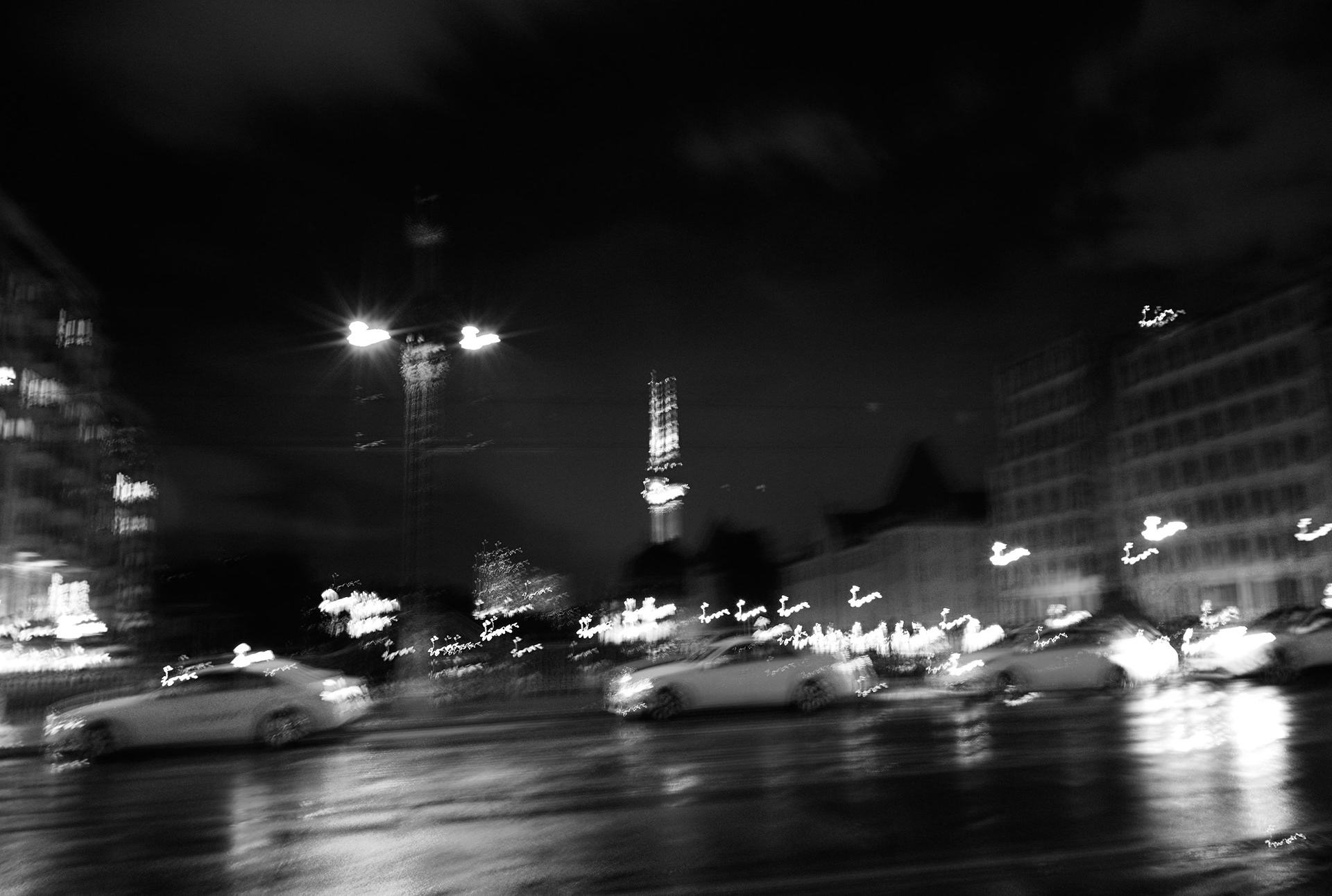 April 2021 - I receive a message from a relative of Wanda's brother Hermann. She asks me if we are related and asks me for help in the further search. An intensive joint search begins. We initiate the first stumbling block for Hedwig Kubatzkÿ. Nine more for the family will follow.