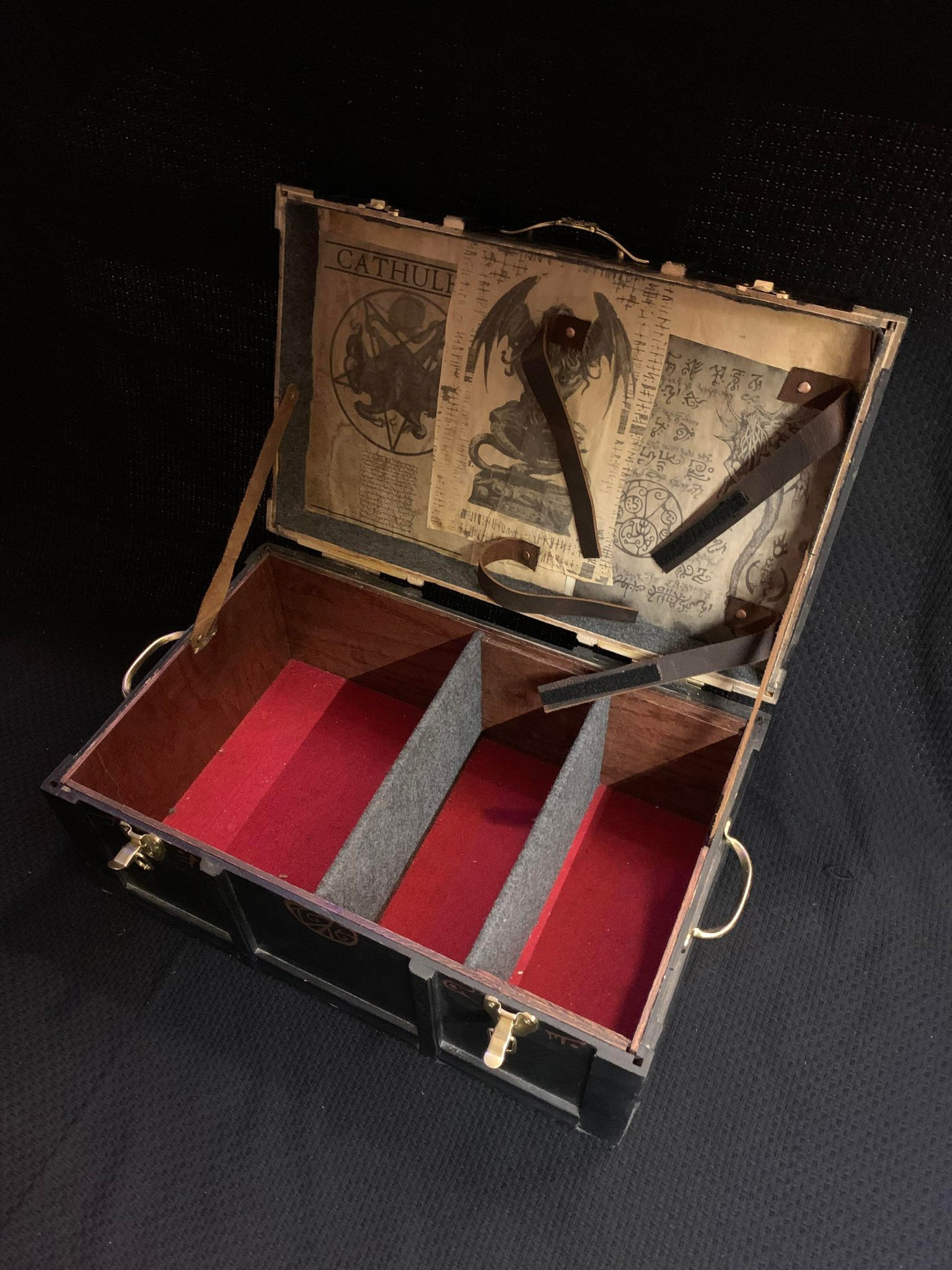 Box Internals, Empty