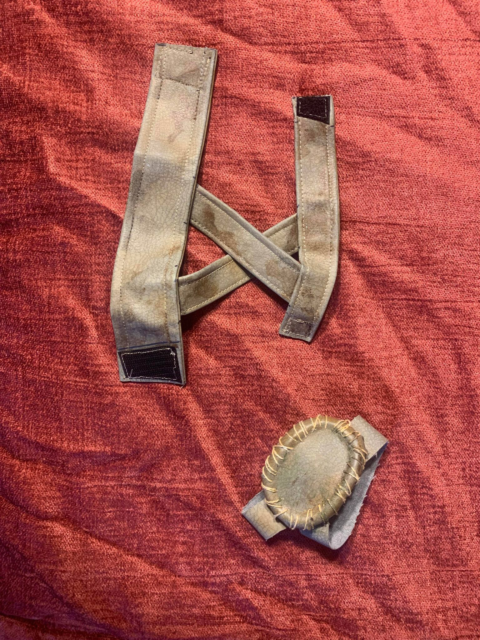 right hand gauntlet, disassembled