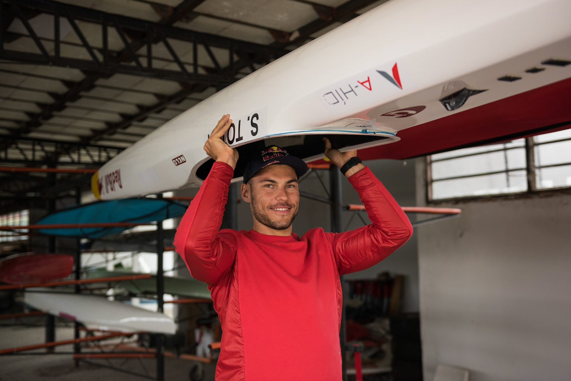 Tótka Sándor olimpiai bajnok kajakozó a Dunavarsányi Olimpiai Központban