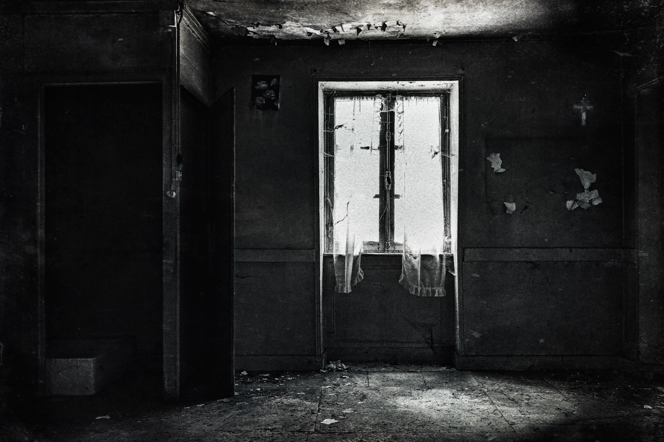 Under the sad gaze of time