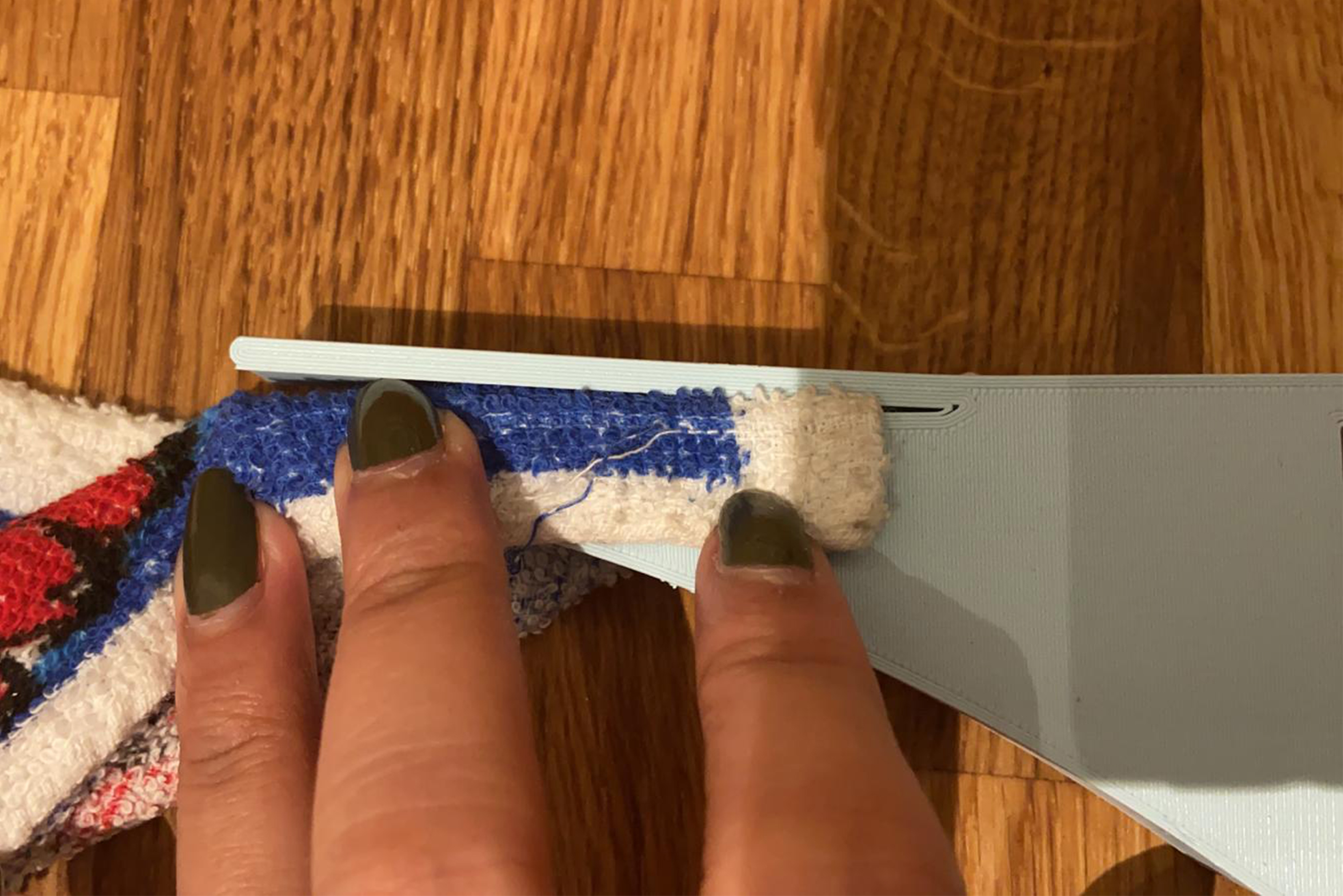 Size testing towel clamp