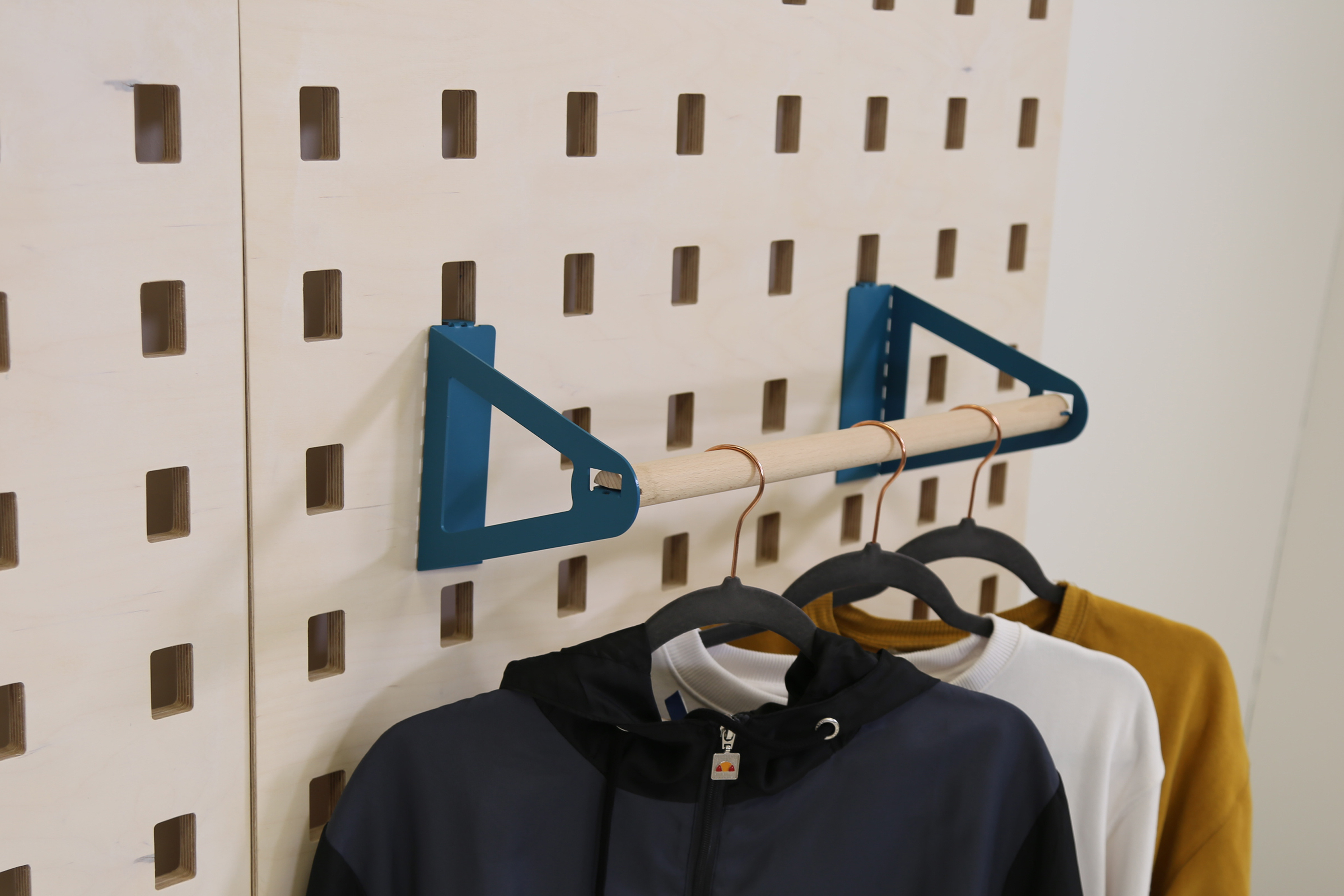 Clothing rail